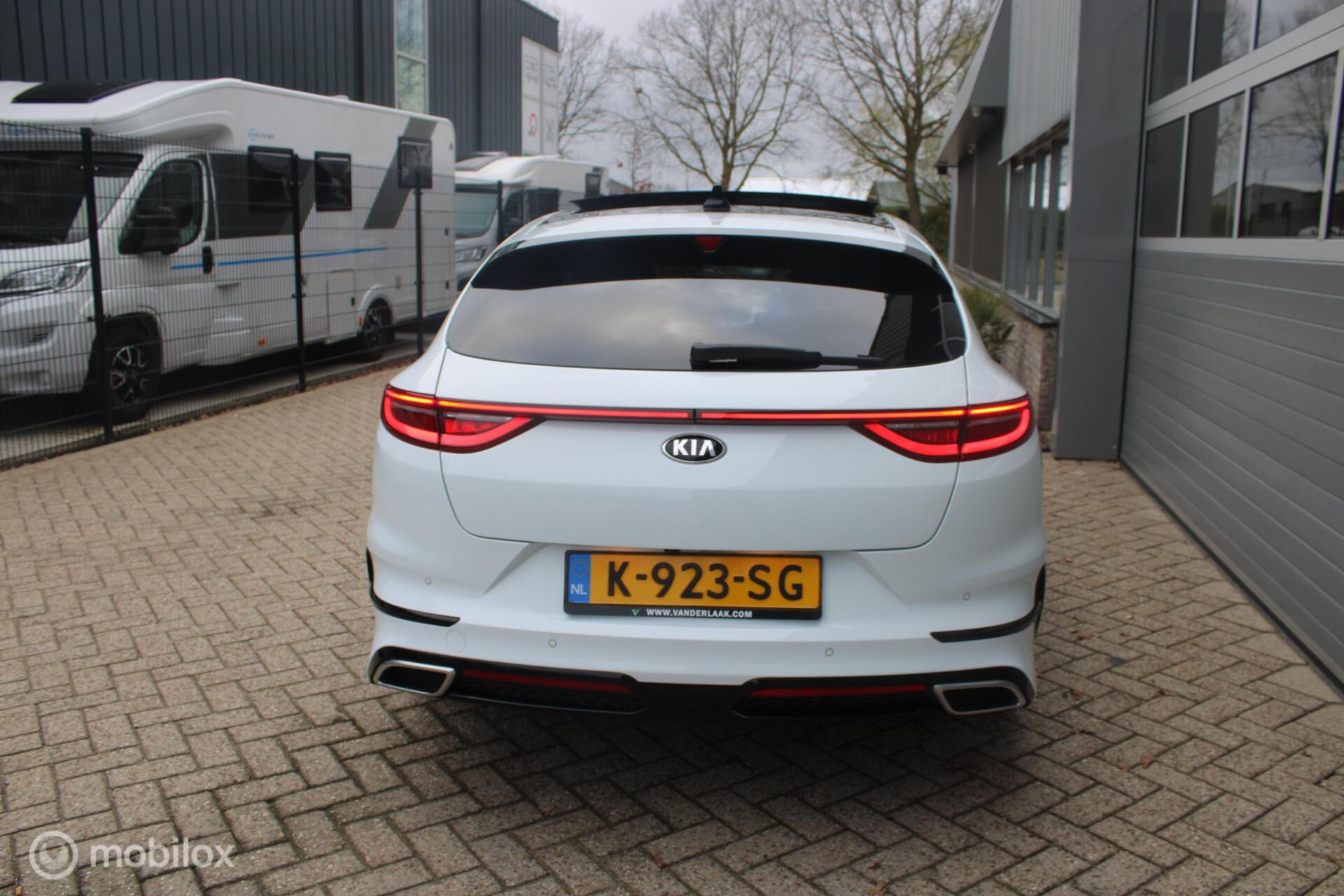 Foto van Kia Proceed