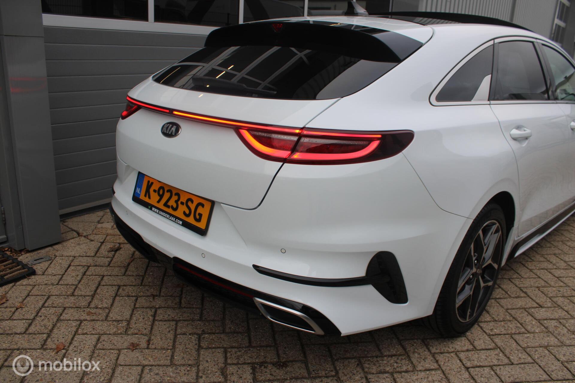 Foto van Kia Proceed