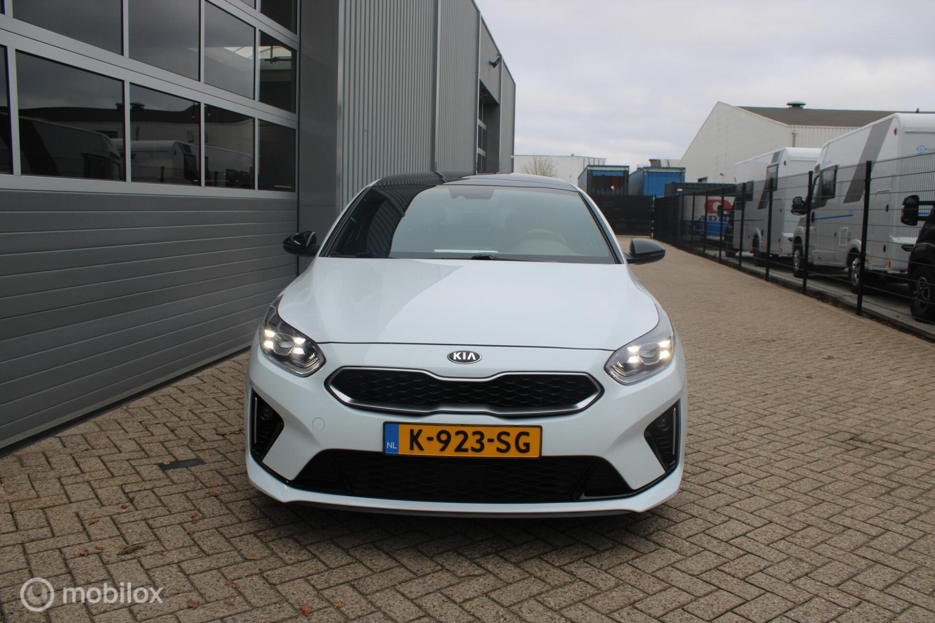Foto van Kia Proceed