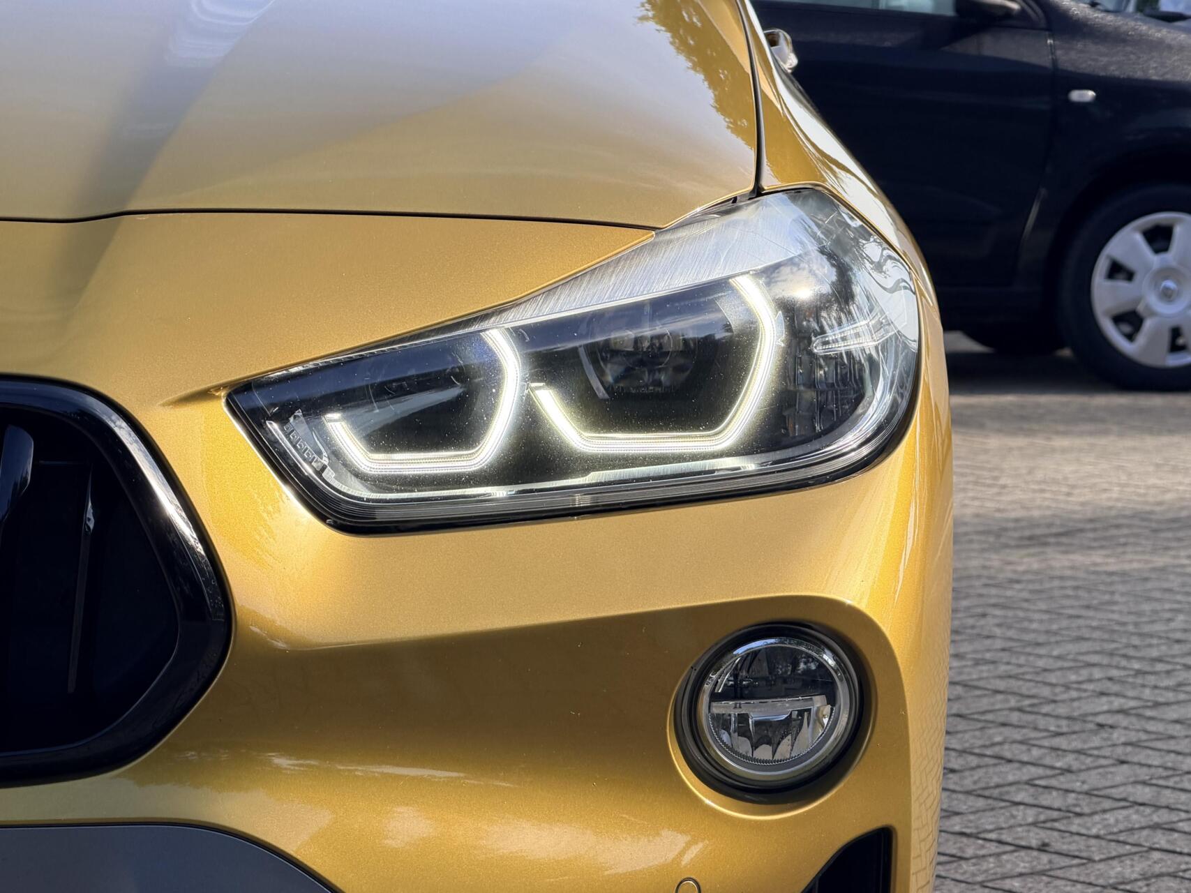 Foto van BMW X2 Sdrive18i