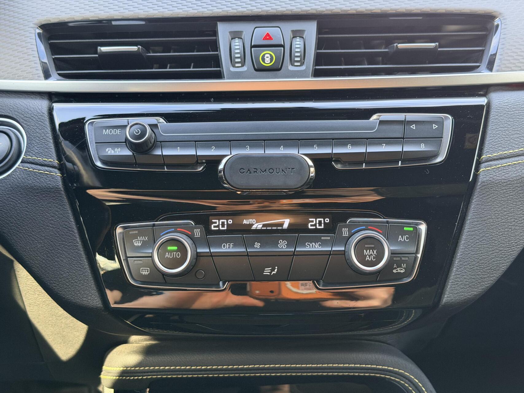 Foto van BMW X2 Sdrive18i