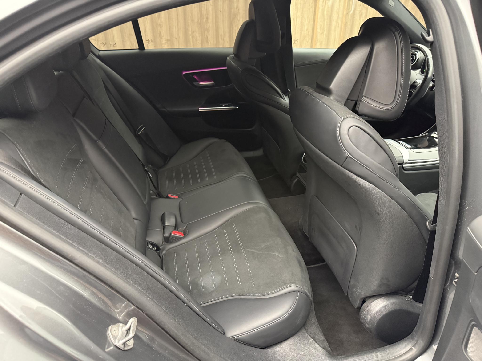 Foto van Mercedes-Benz C 200