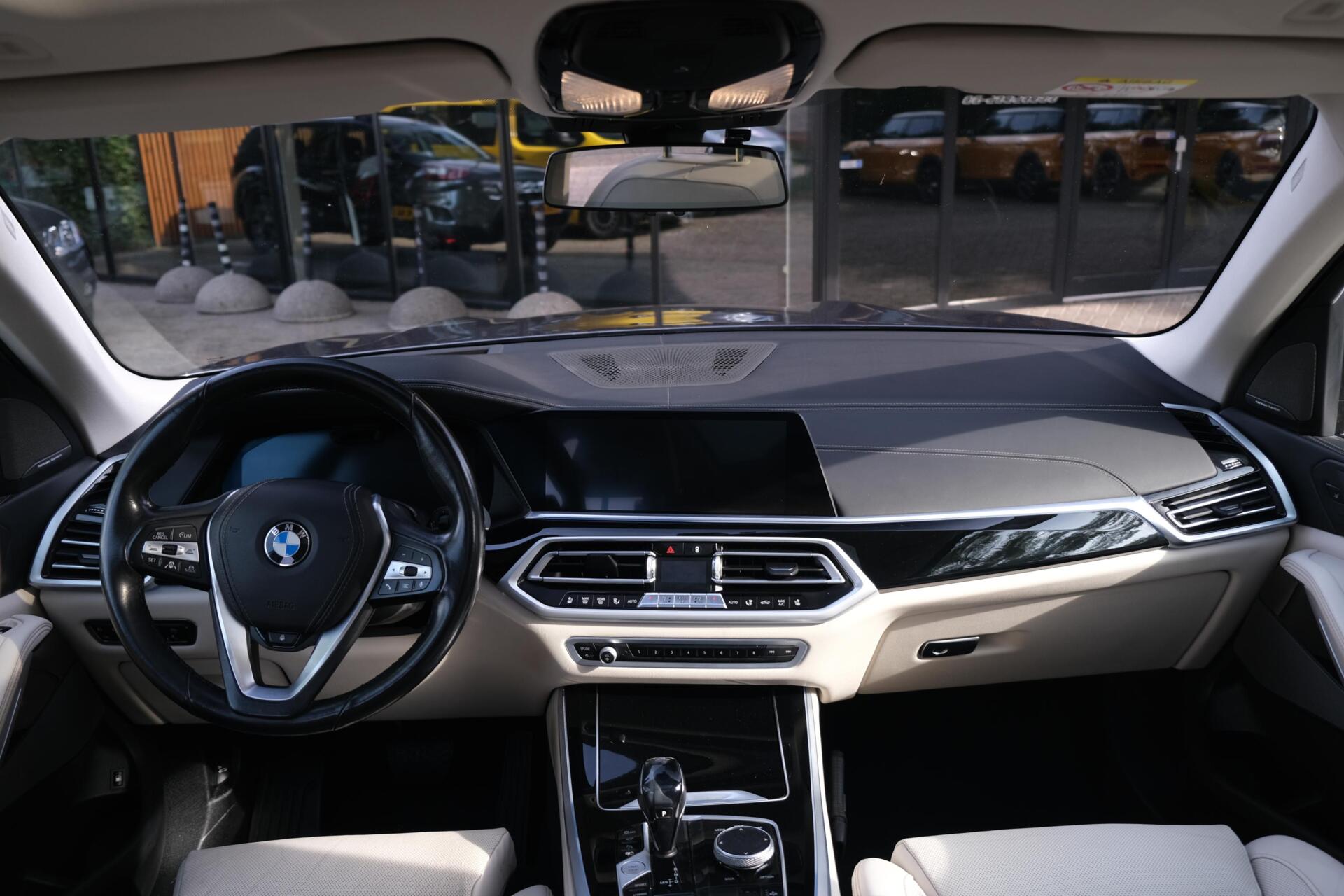 Foto van BMW X5 Xdrive45e