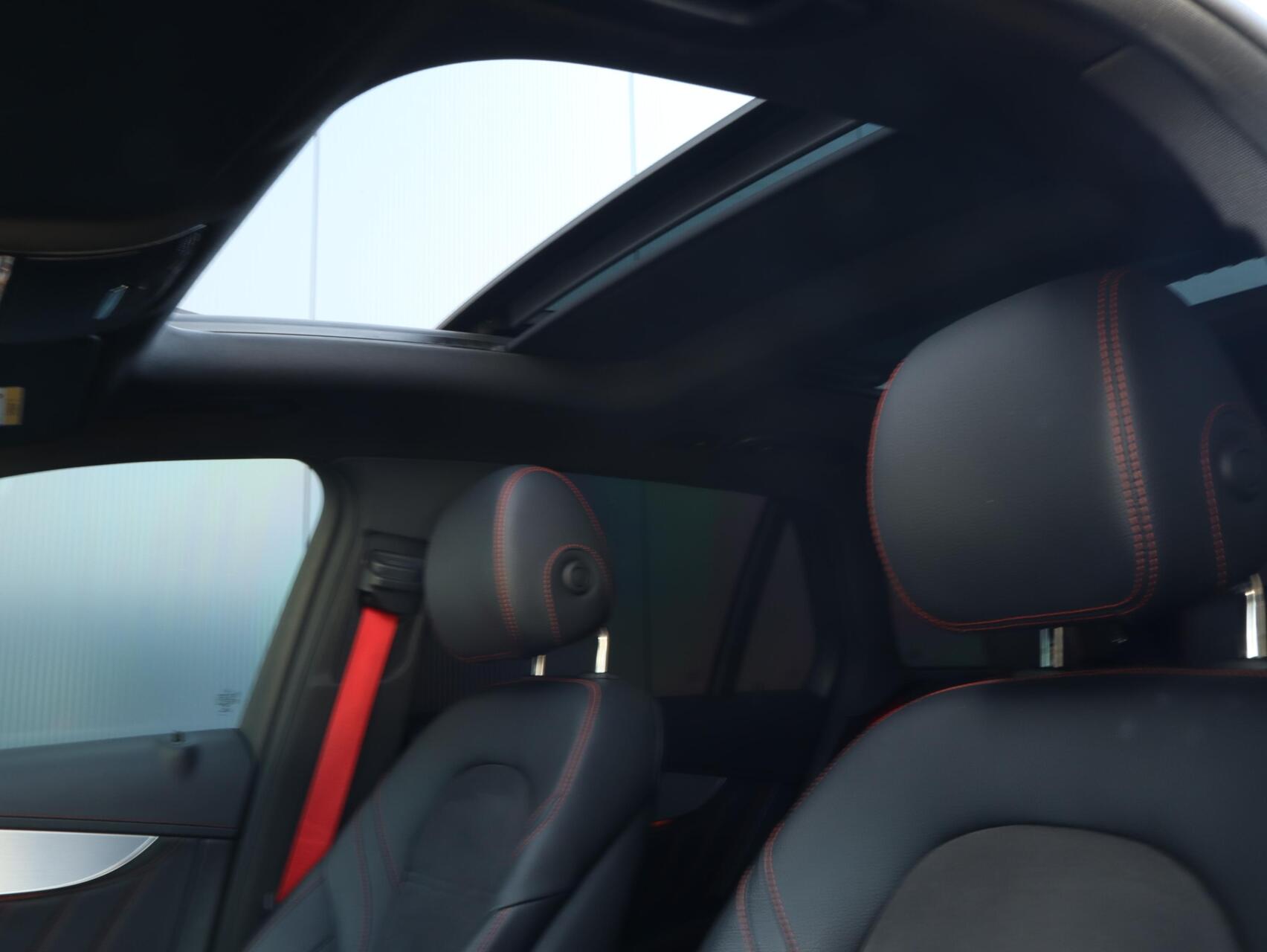 Foto van Mercedes-Benz AMG GLC 43