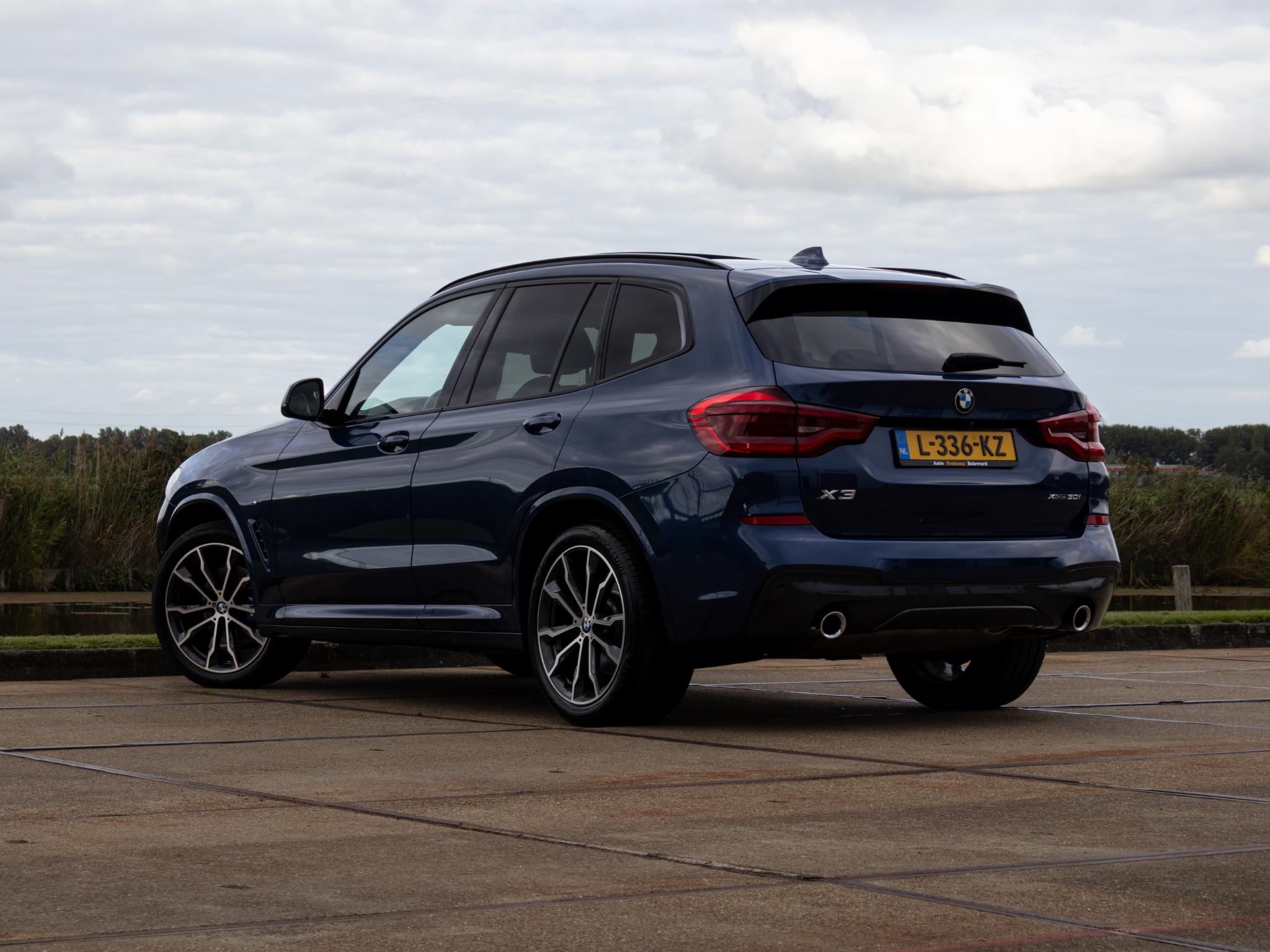 Foto van BMW X3 Xdrive30i
