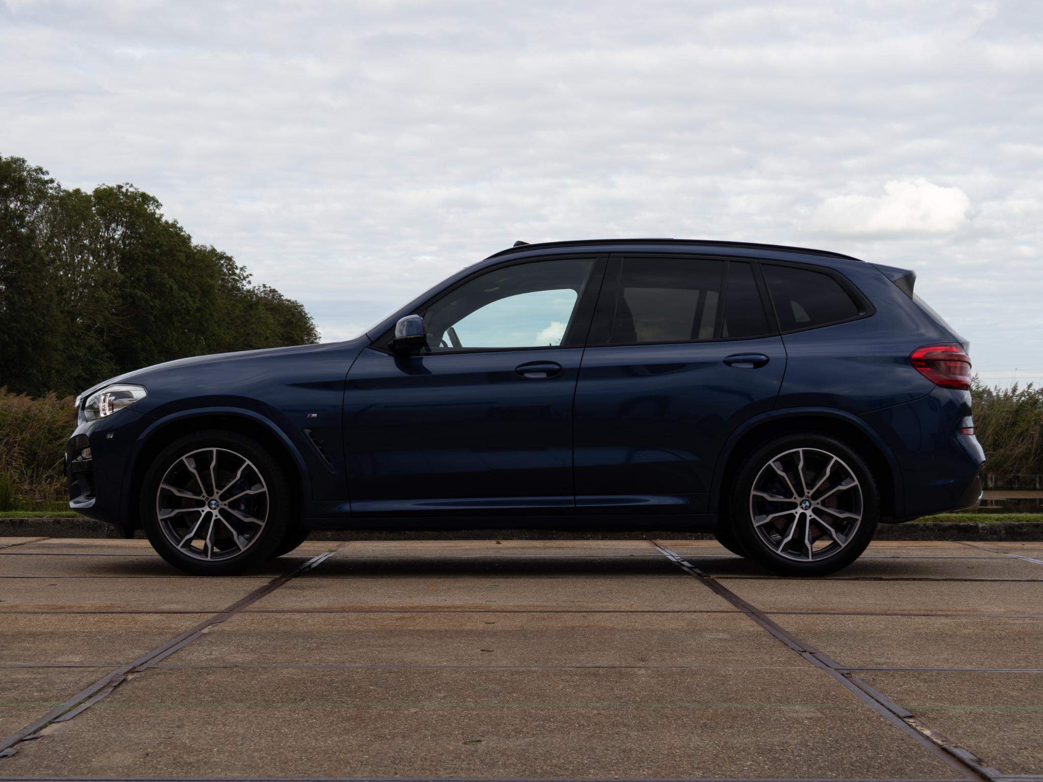 Foto van BMW X3 Xdrive30i
