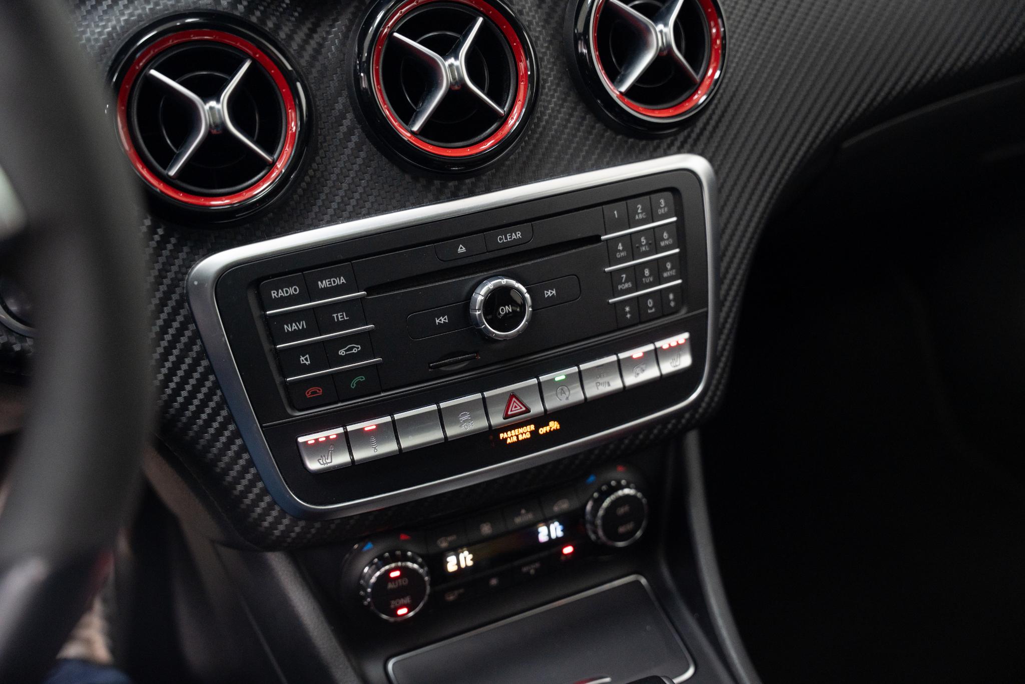 Foto van Mercedes-Benz AMG A 45