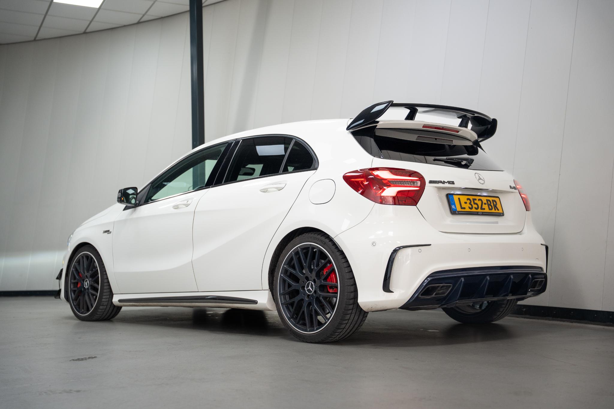 Foto van Mercedes-Benz AMG A 45