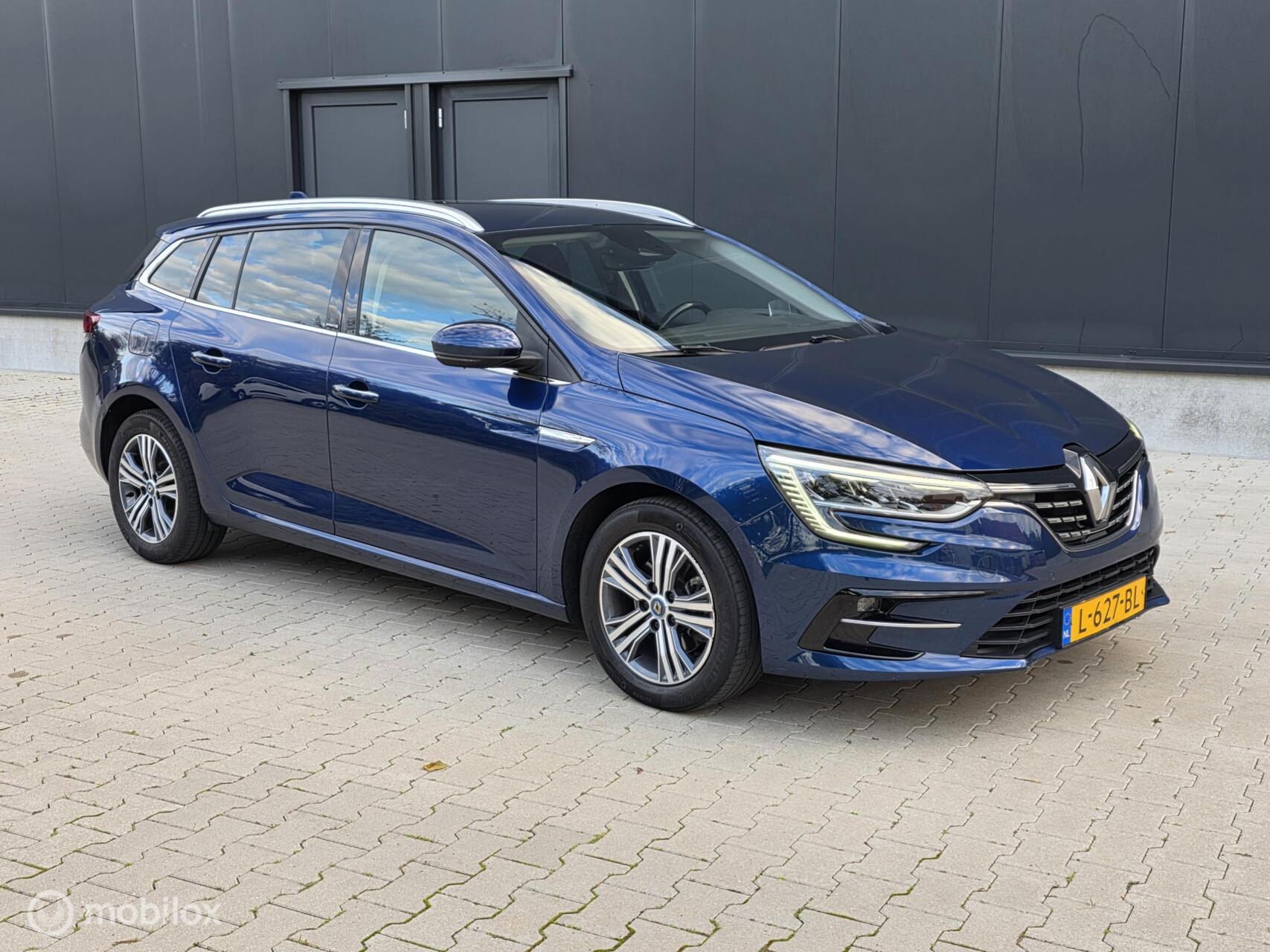 Foto van Renault Megane E-tech Plug-in Hybrid