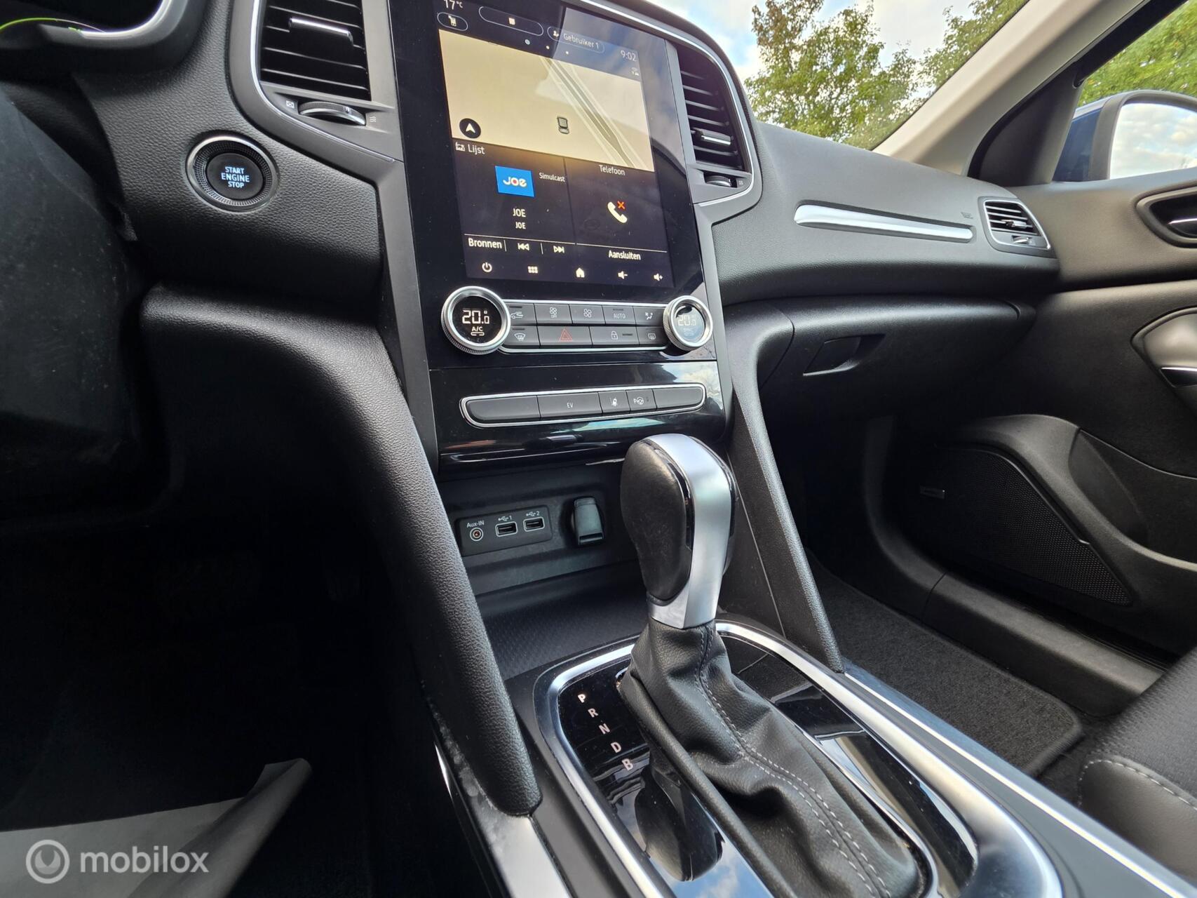 Foto van Renault Megane E-tech Plug-in Hybrid