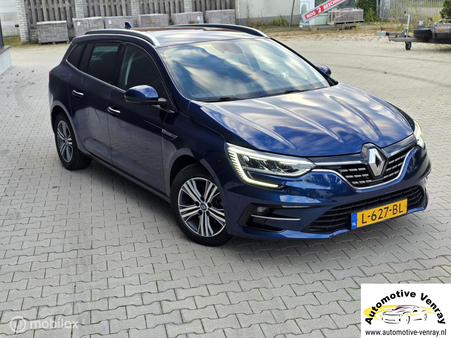 Renault Megane E-tech Plug-in Hybrid 1.6 E-Tech Plug-In Hybrid 160 Intens 2021 - voorkant