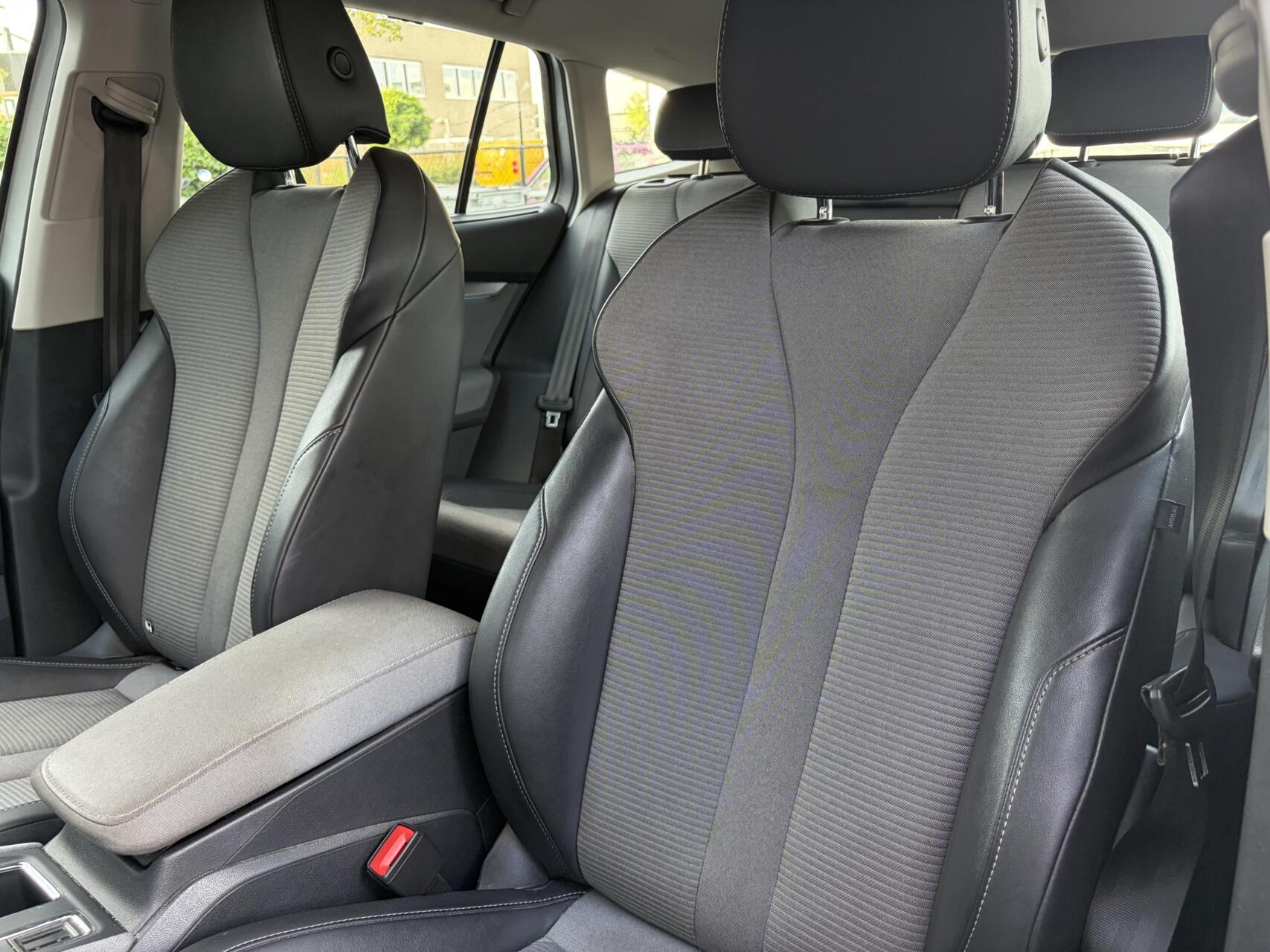 Foto van Skoda Enyaq 80