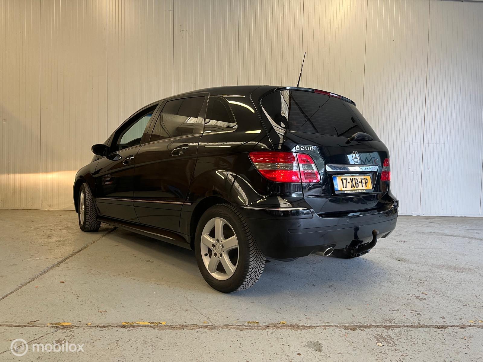 Foto van Mercedes-Benz B 200