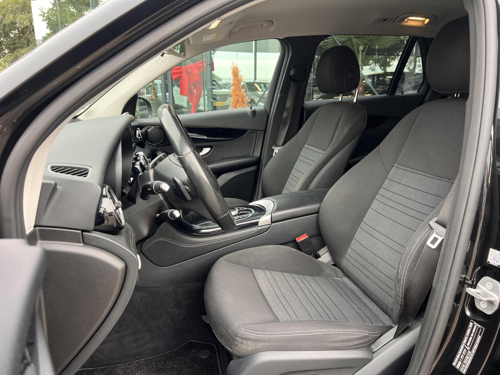 Foto van Mercedes-Benz GLC 350 E 4Matic