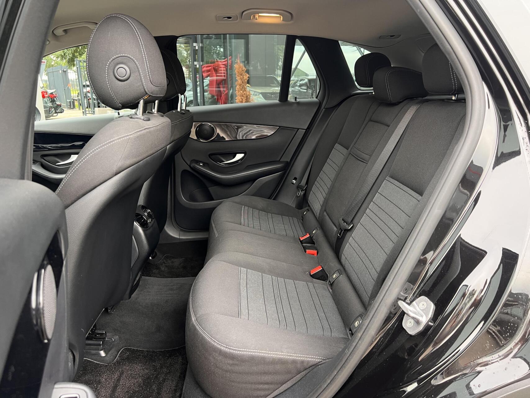 Foto van Mercedes-Benz GLC 350 E 4Matic