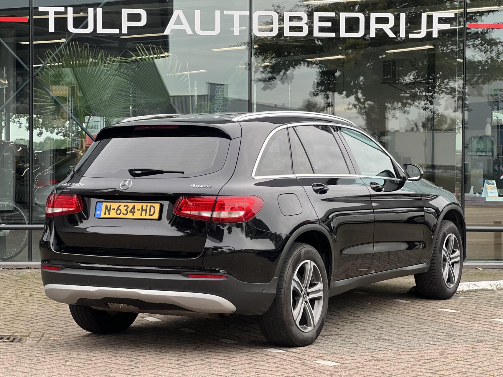 Foto van Mercedes-Benz GLC 350 E 4Matic