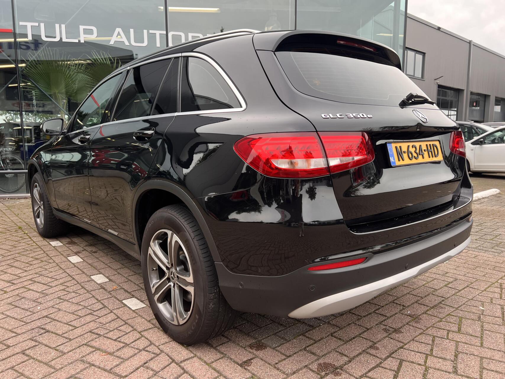 Foto van Mercedes-Benz GLC 350 E 4Matic