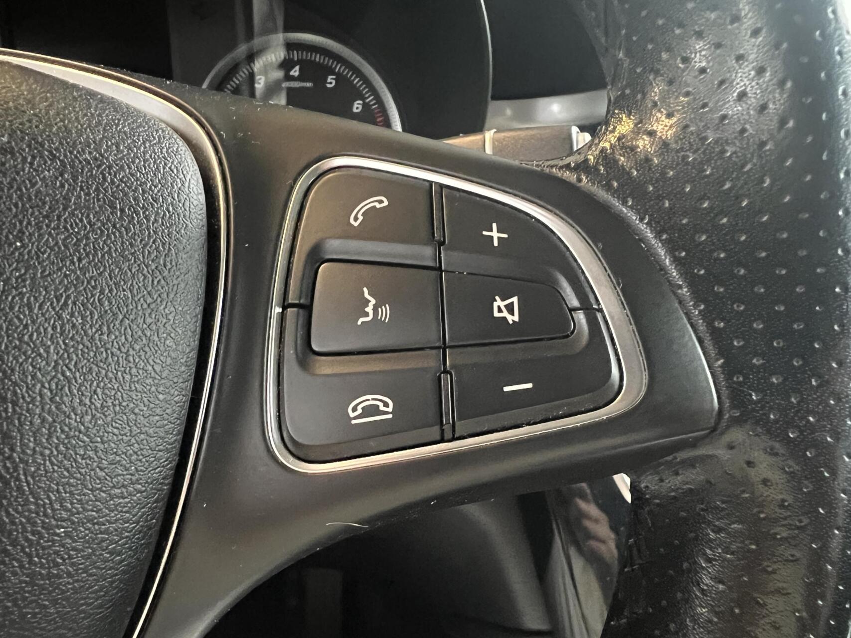Foto van Mercedes-Benz GLC 350 E 4Matic