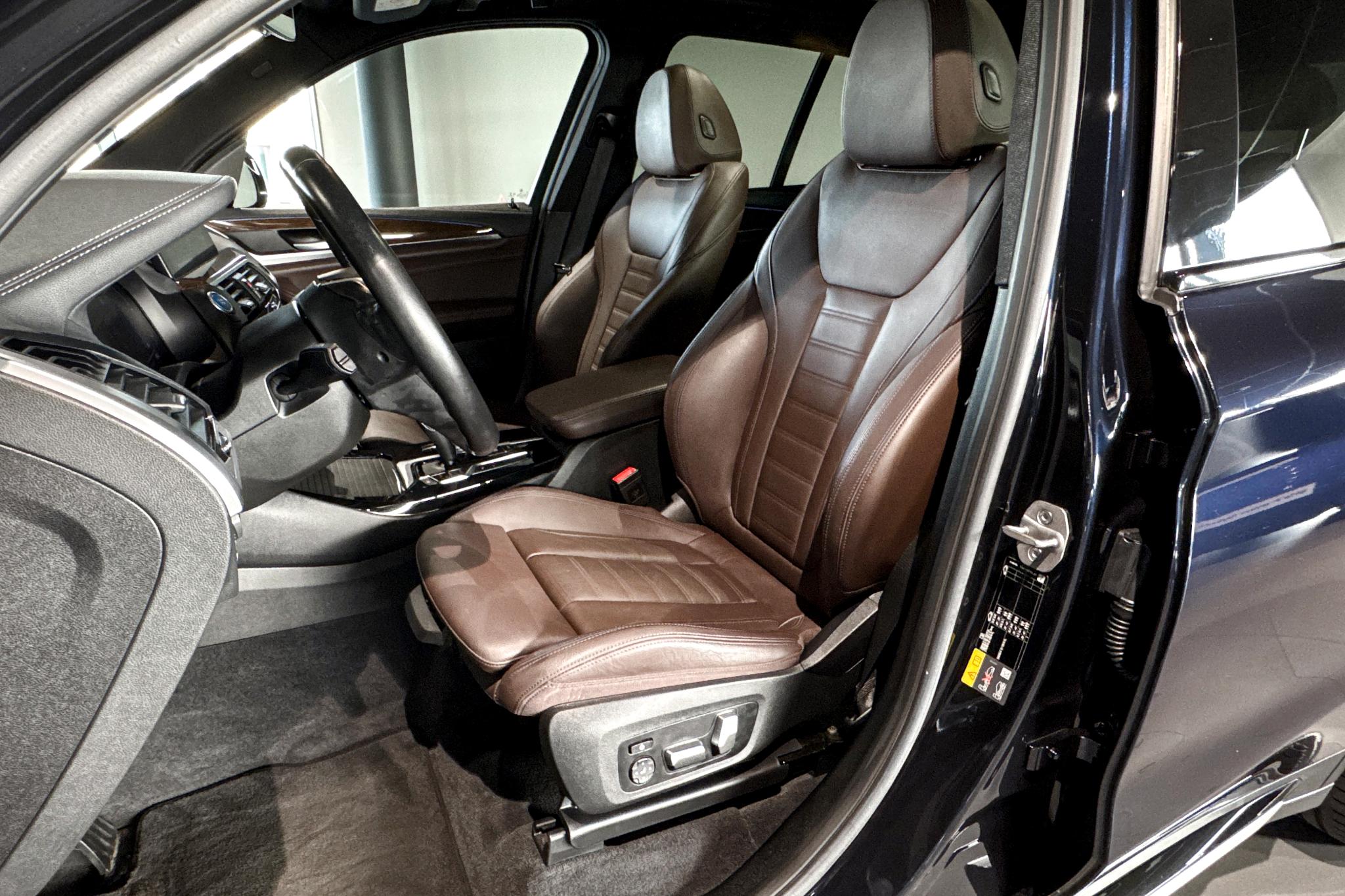 Foto van BMW Ix3
