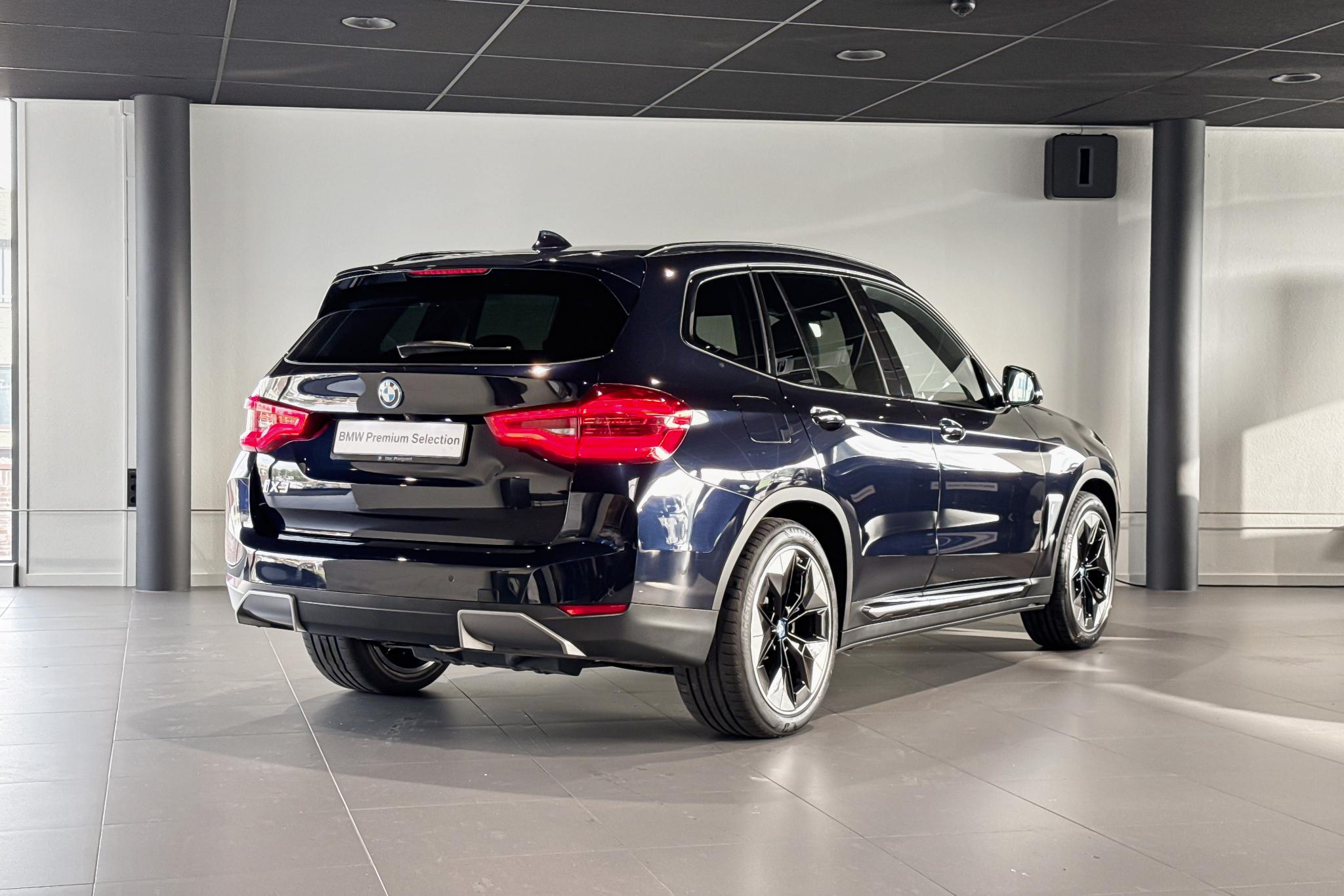 Foto van BMW Ix3