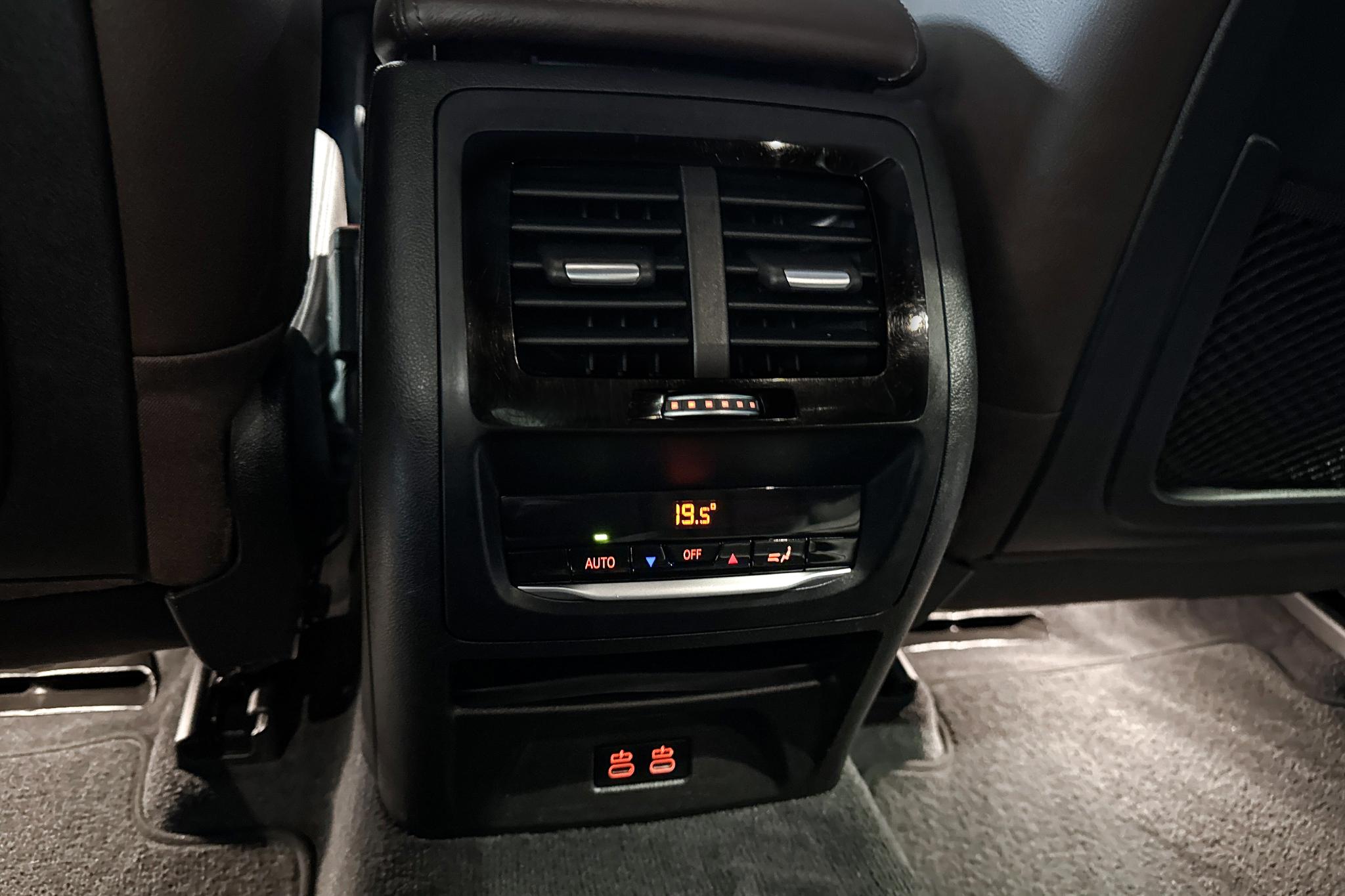 Foto van BMW Ix3