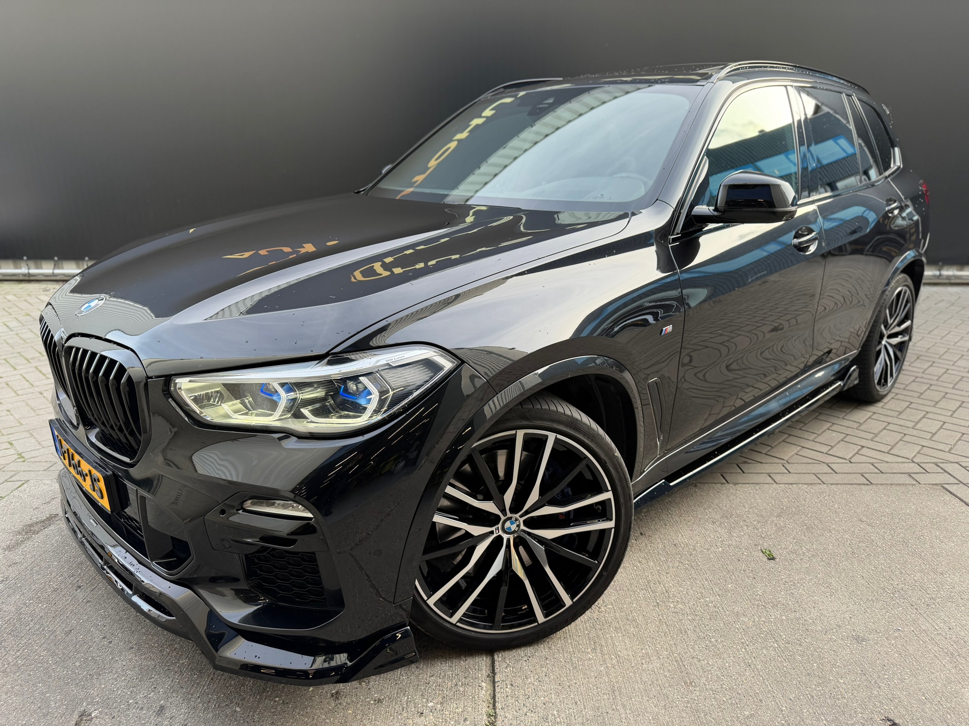 Foto van BMW X5 Xdrive40i