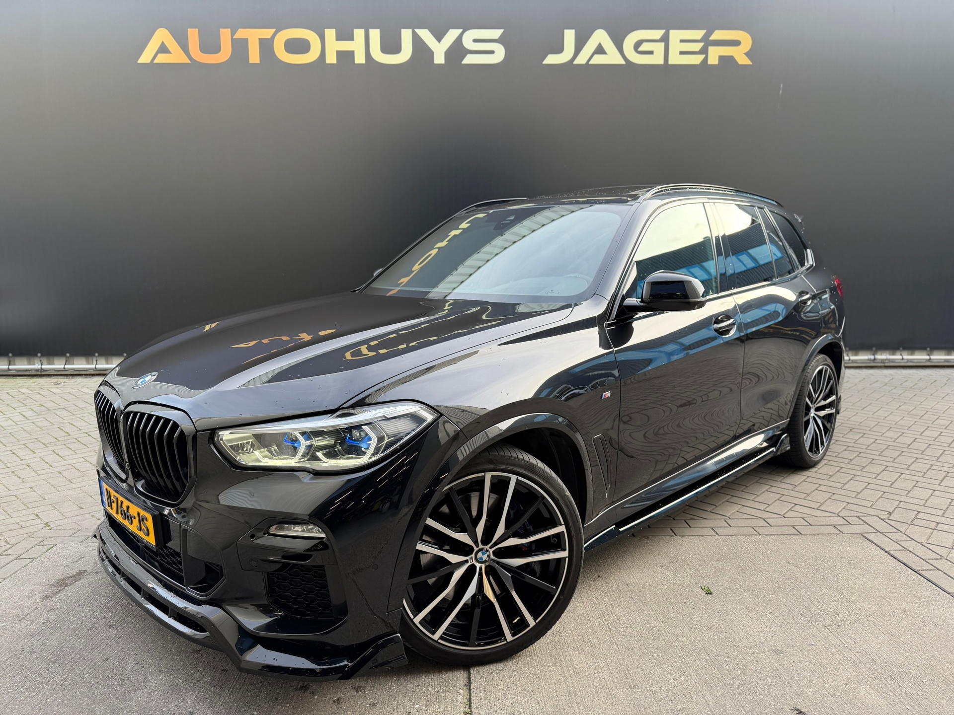 Foto van BMW X5 Xdrive40i