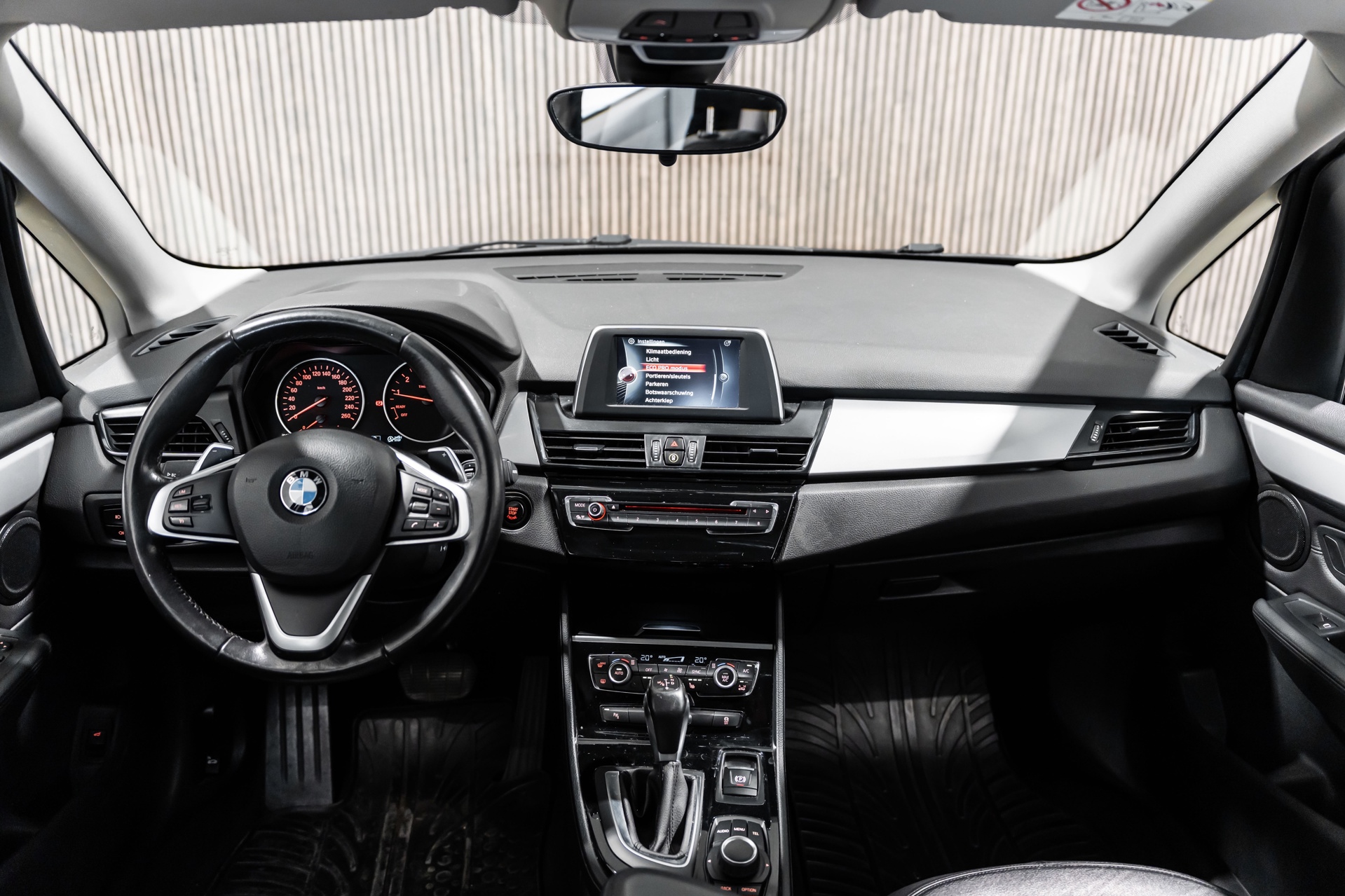 Foto van BMW 220i Active Tourer