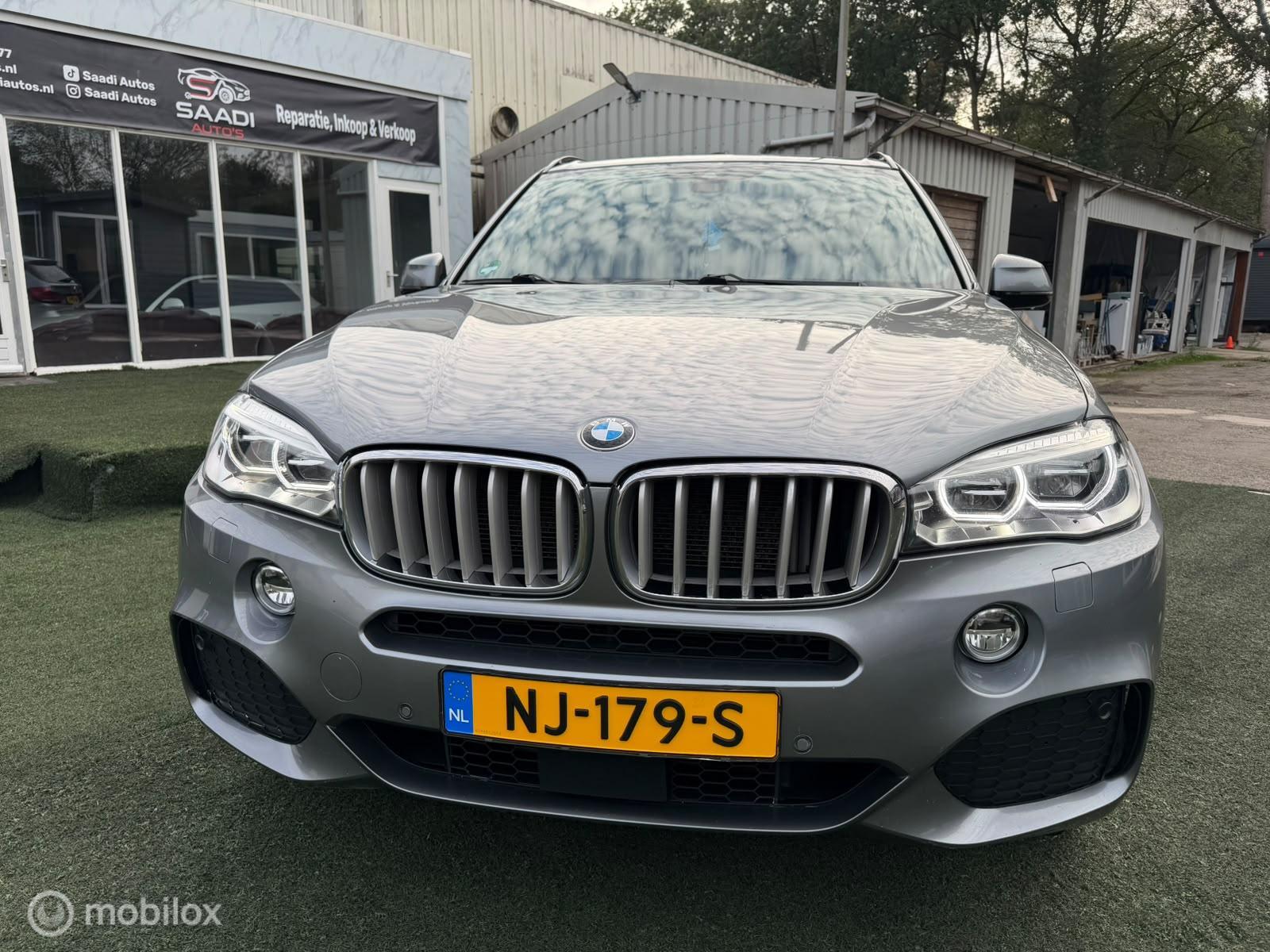 Foto van BMW X5 Xdrive40d