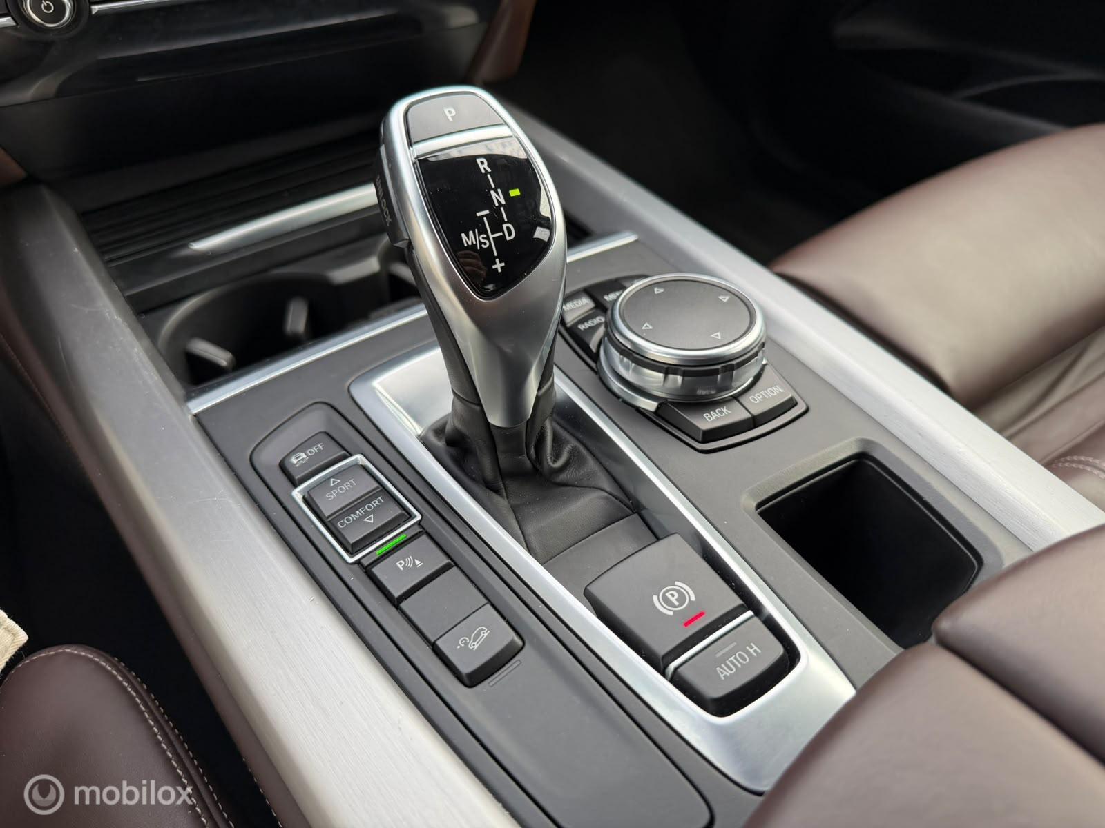 Foto van BMW X5 Xdrive40d