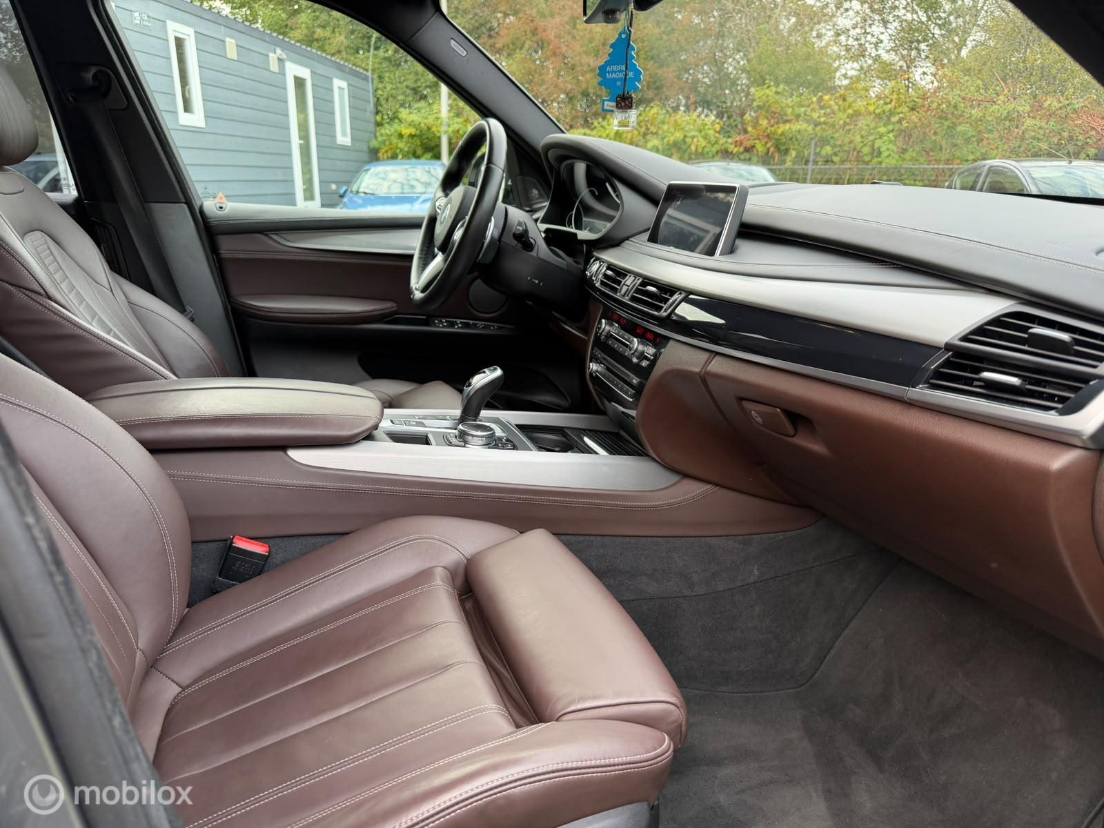 Foto van BMW X5 Xdrive40d