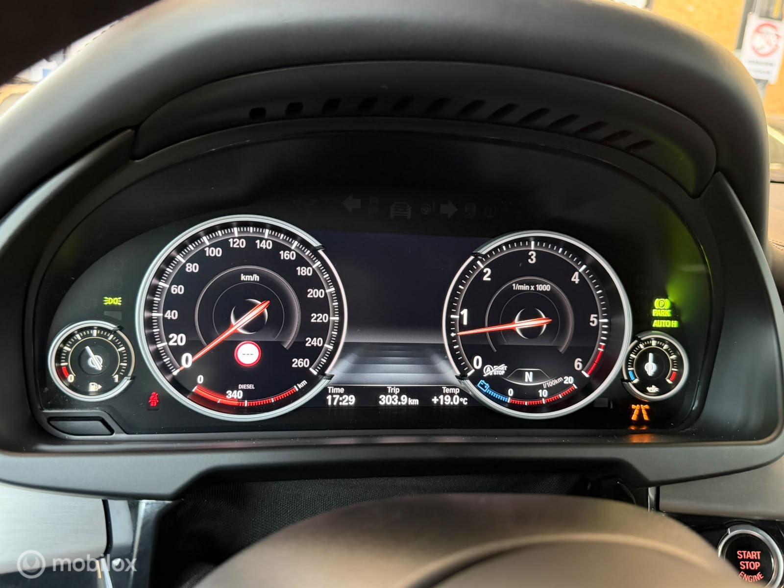 Foto van BMW X5 Xdrive40d