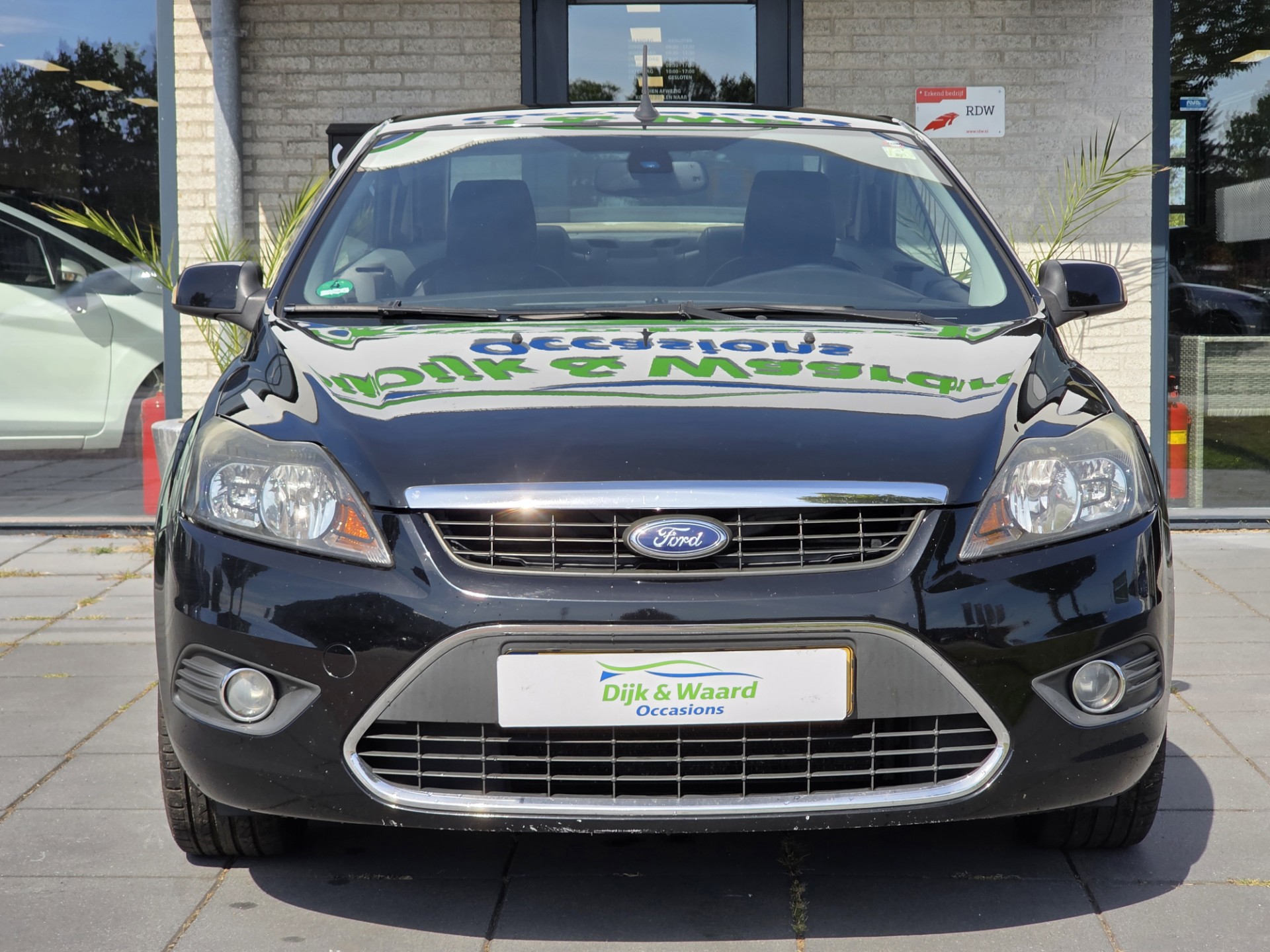 Foto van Ford Focus Coupé-cabriolet