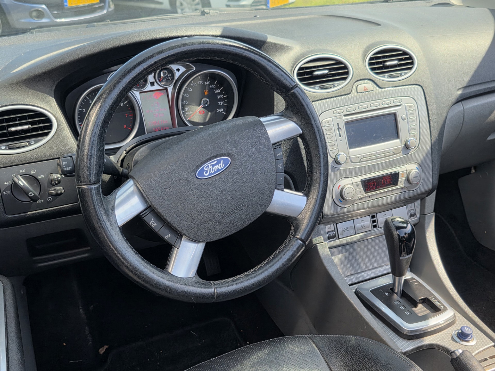 Foto van Ford Focus Coupé-cabriolet