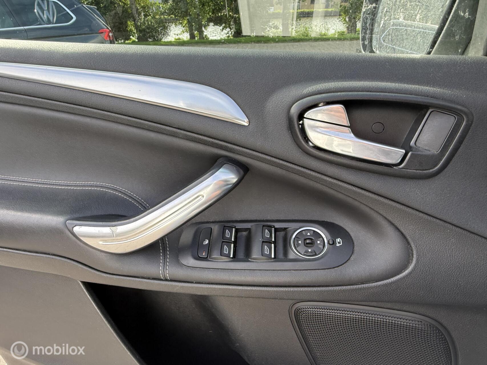 Foto van Ford S-max