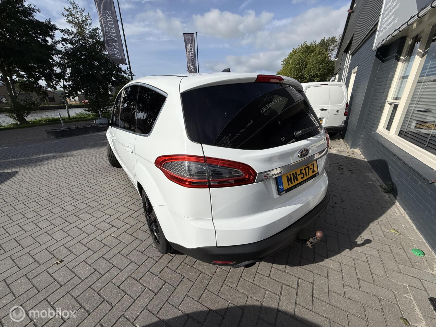 Foto van Ford S-max