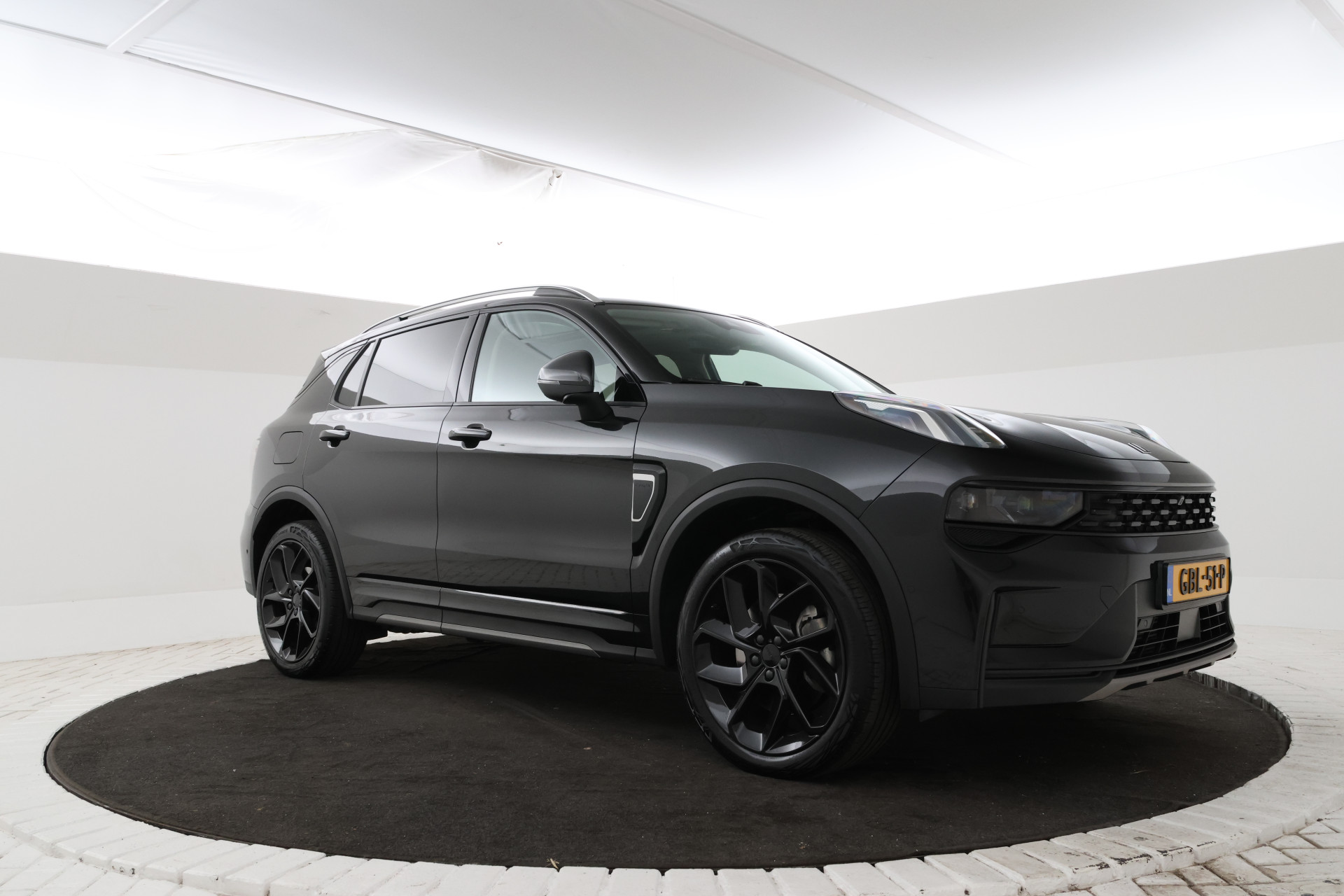 Foto van Lynk&co LYNK & Co 01