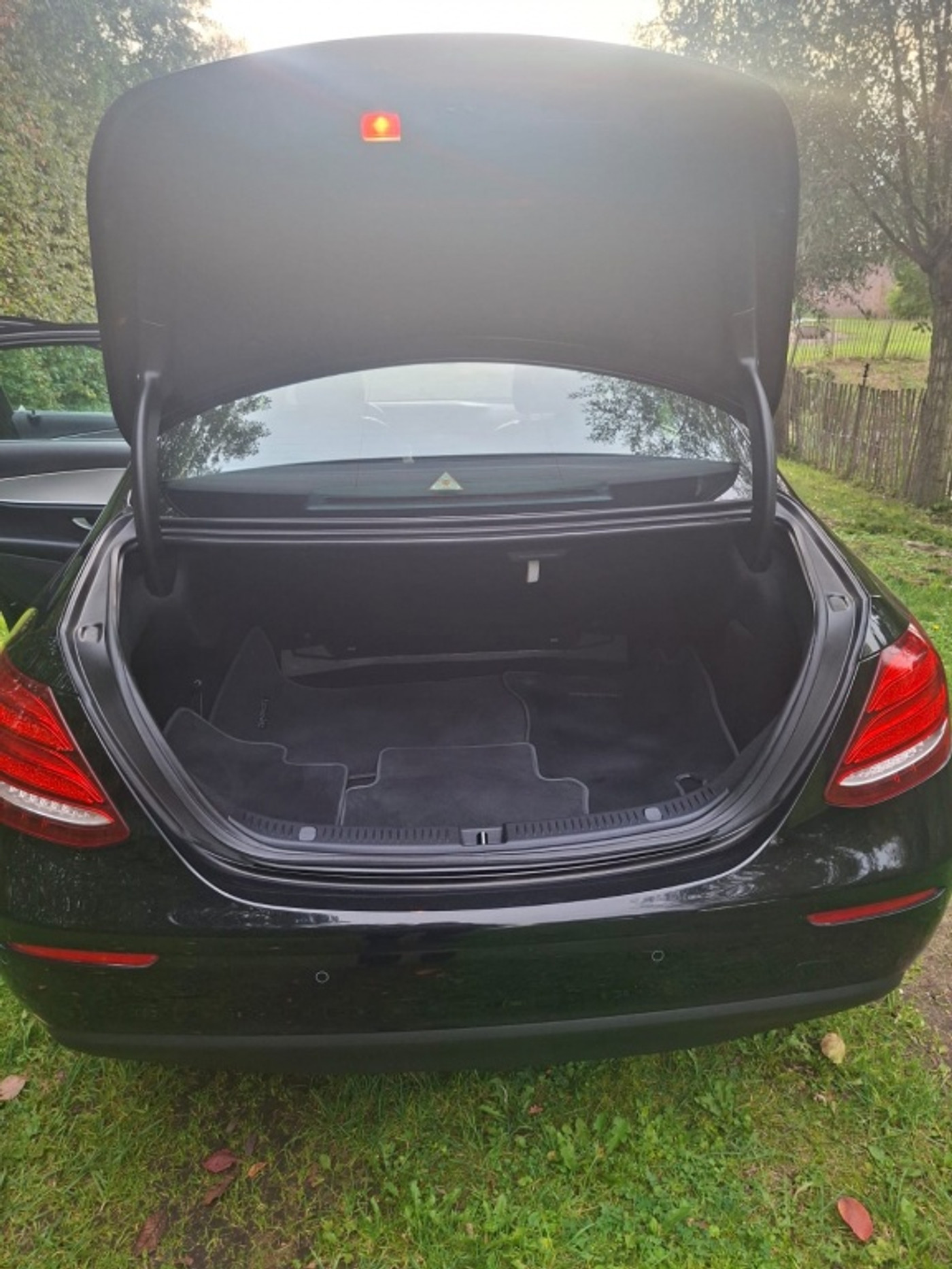 Foto van Mercedes-Benz E 350 D