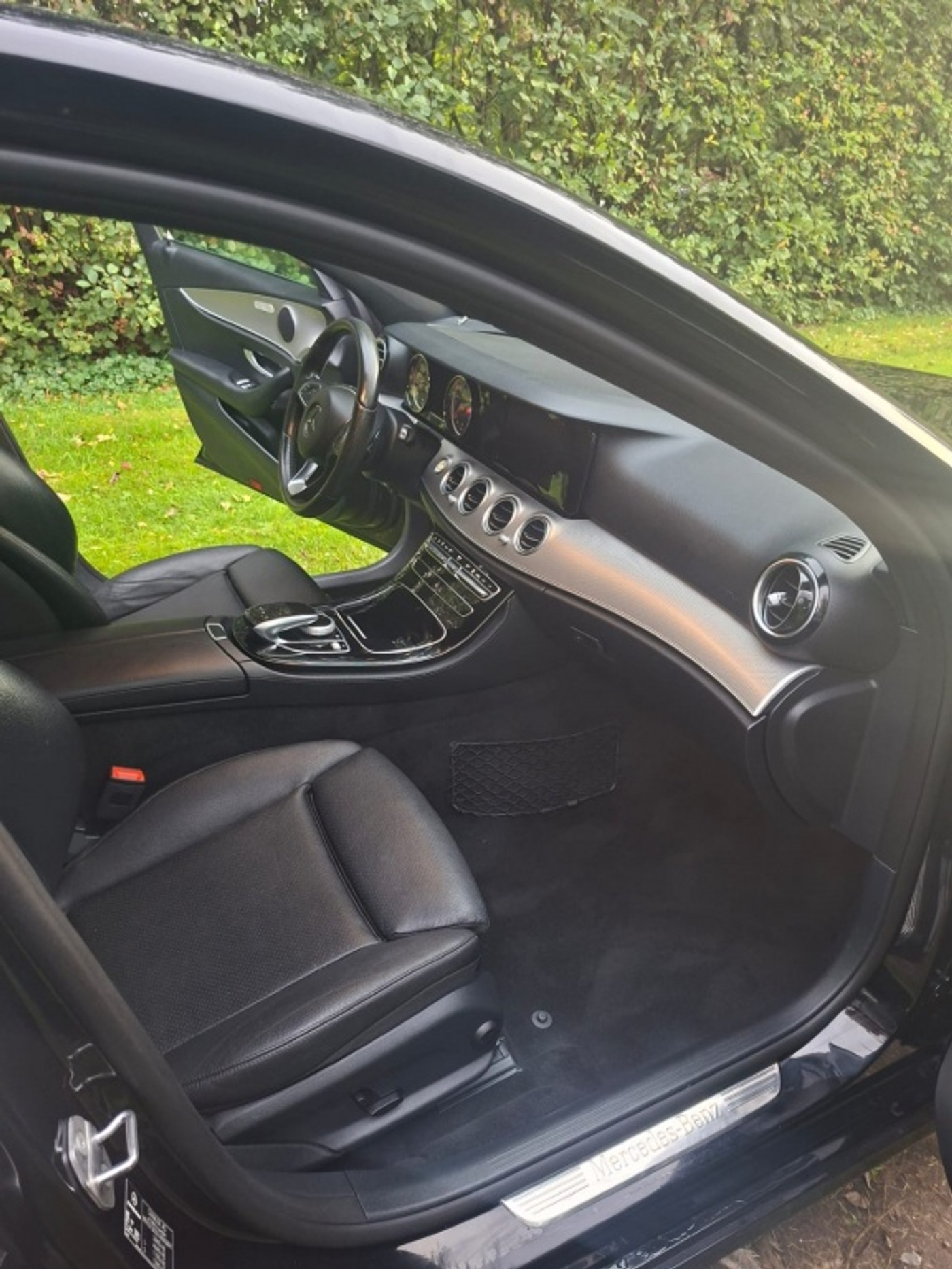 Foto van Mercedes-Benz E 350 D