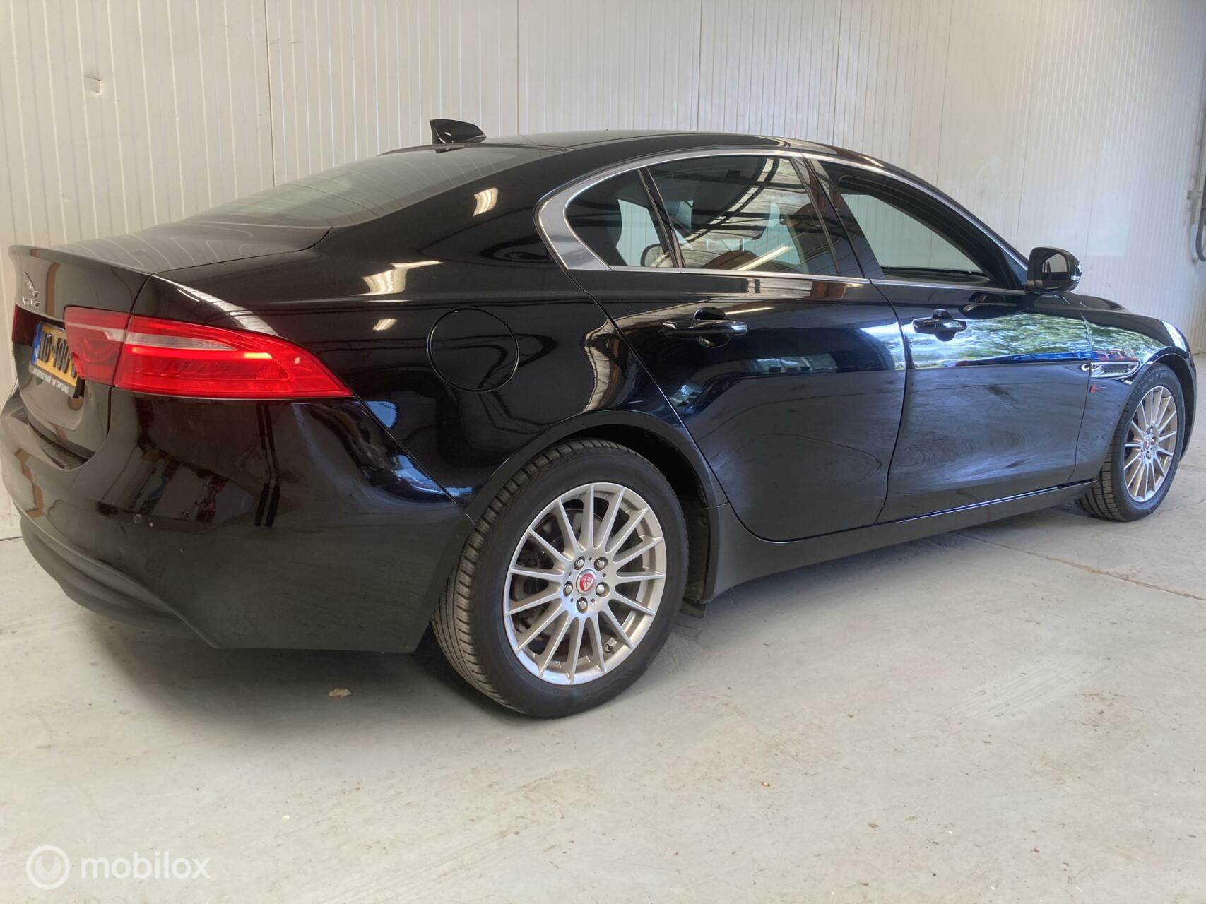 Foto van Jaguar Xe