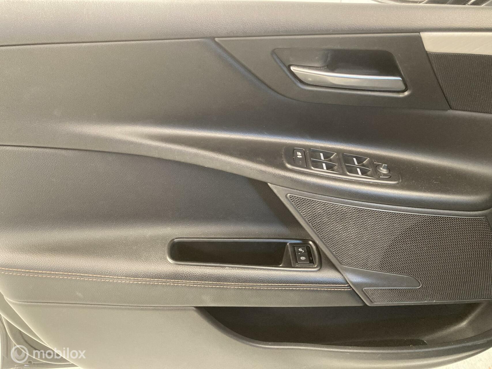 Foto van Jaguar Xe