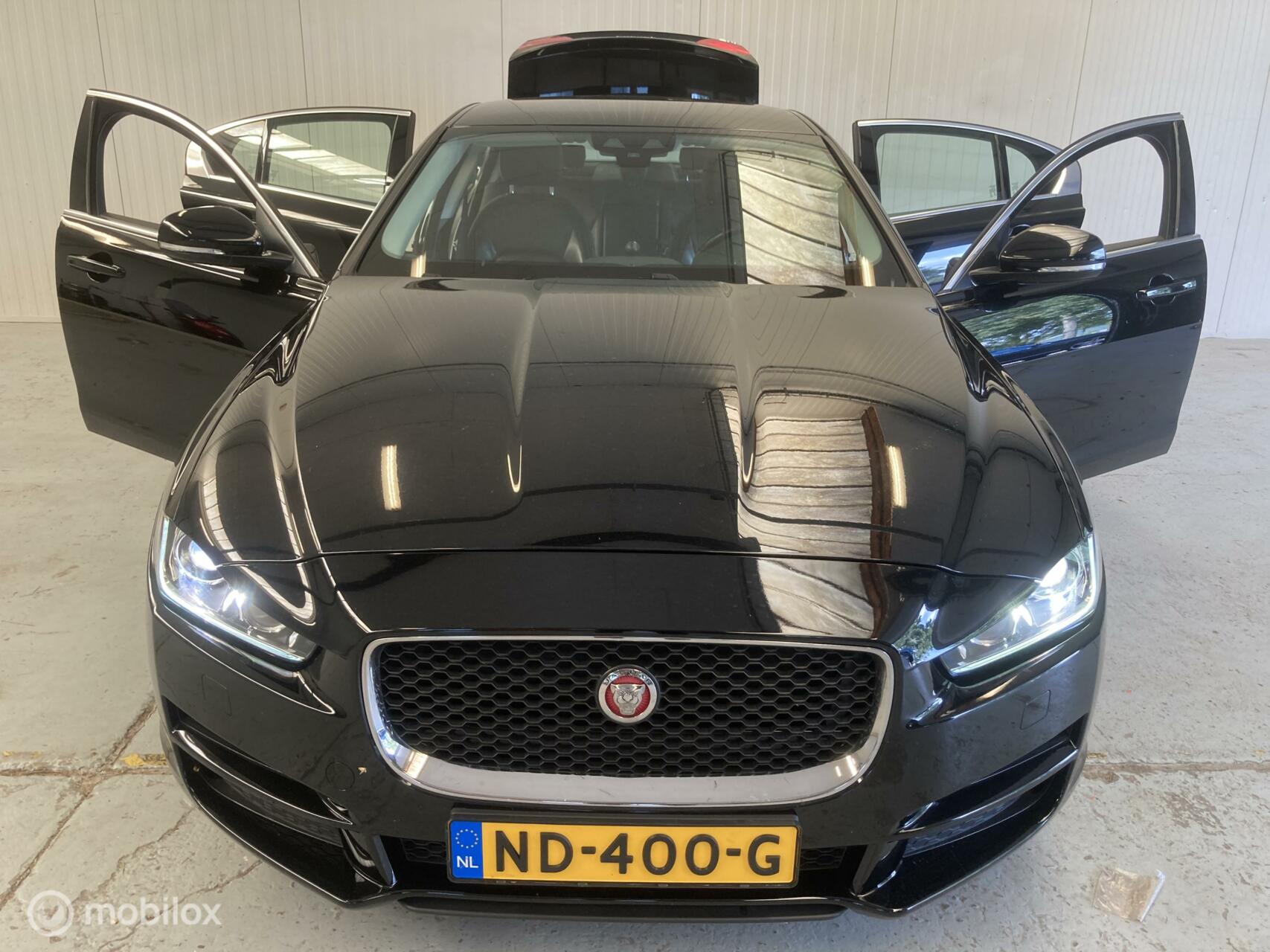 Foto van Jaguar Xe