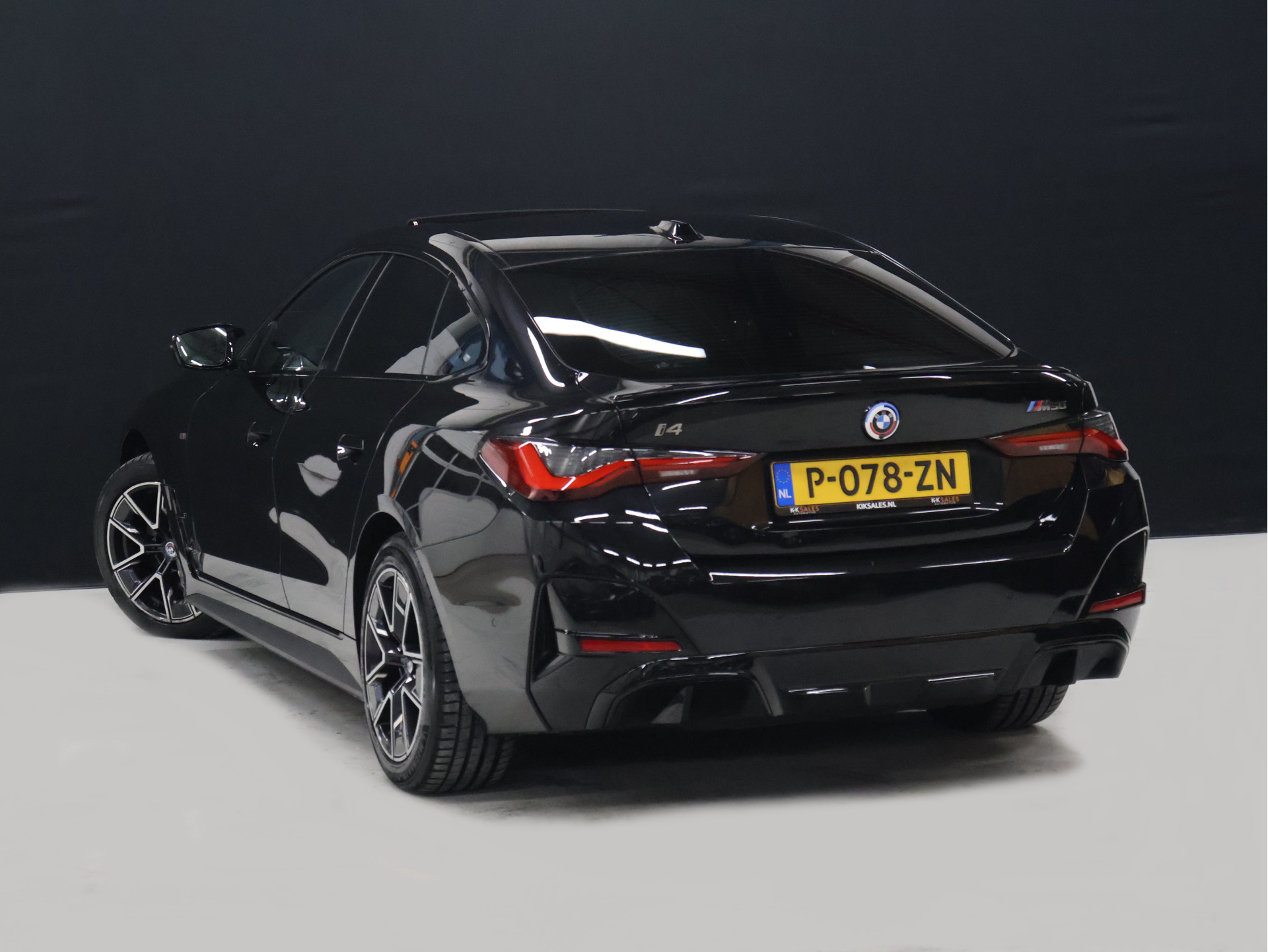 Foto van BMW I4 M50