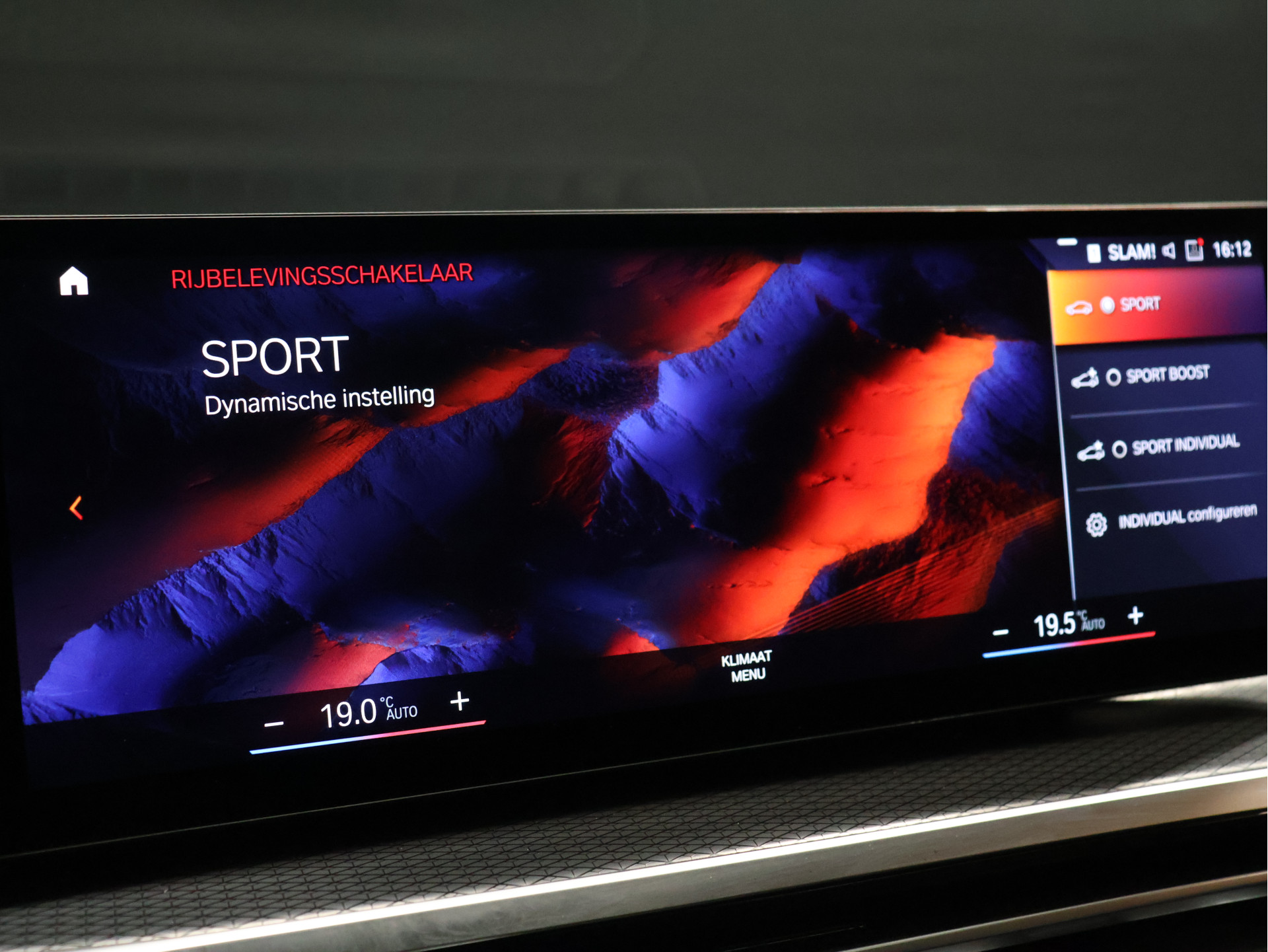 Foto van BMW I4 M50