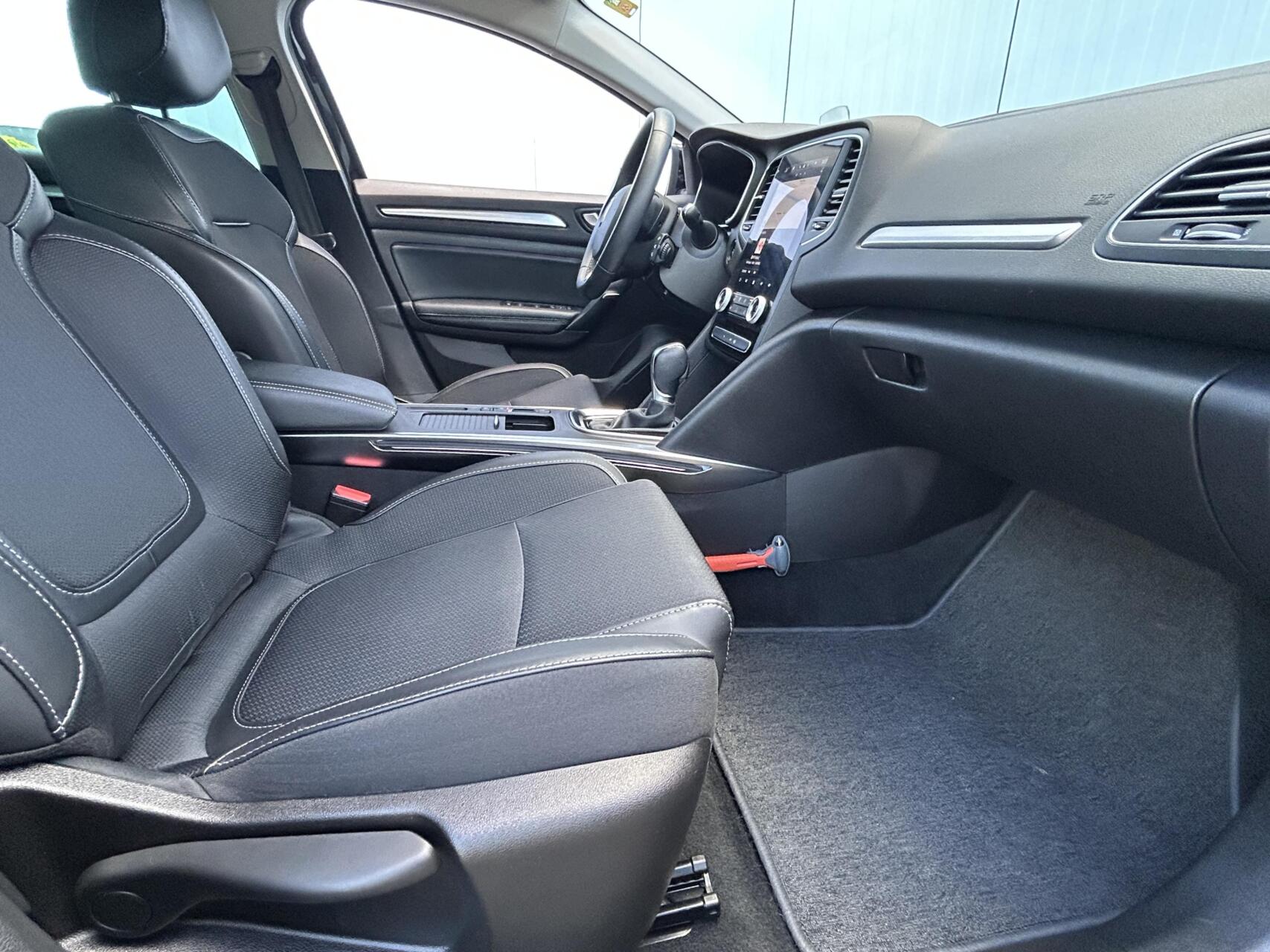Foto van Renault Megane E-tech Plug-in Hybrid