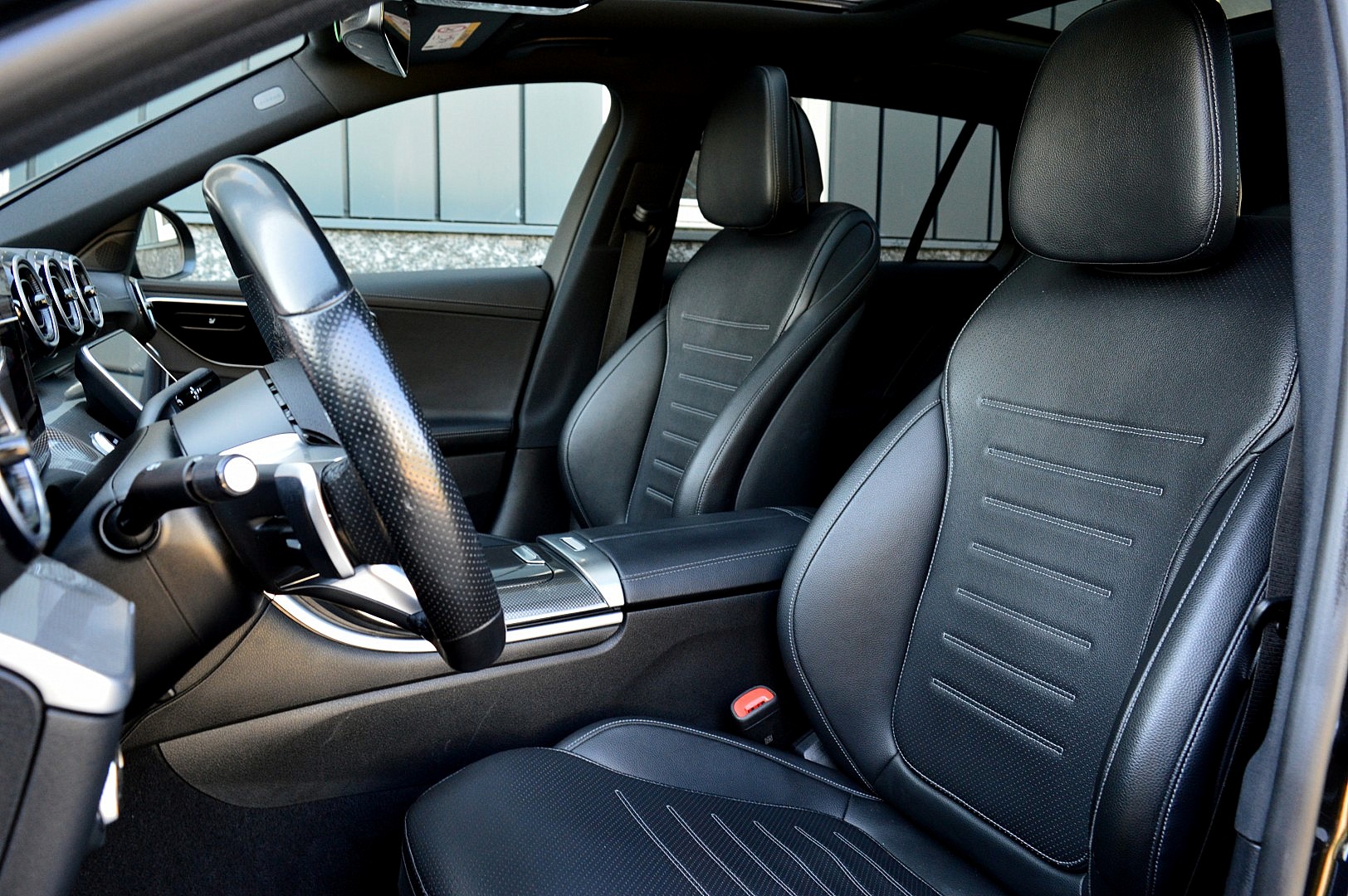 Foto van Mercedes-Benz C 300 E