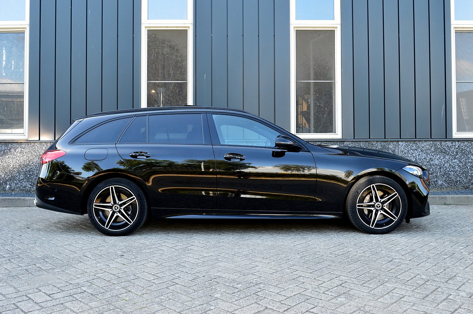 Foto van Mercedes-Benz C 300 E