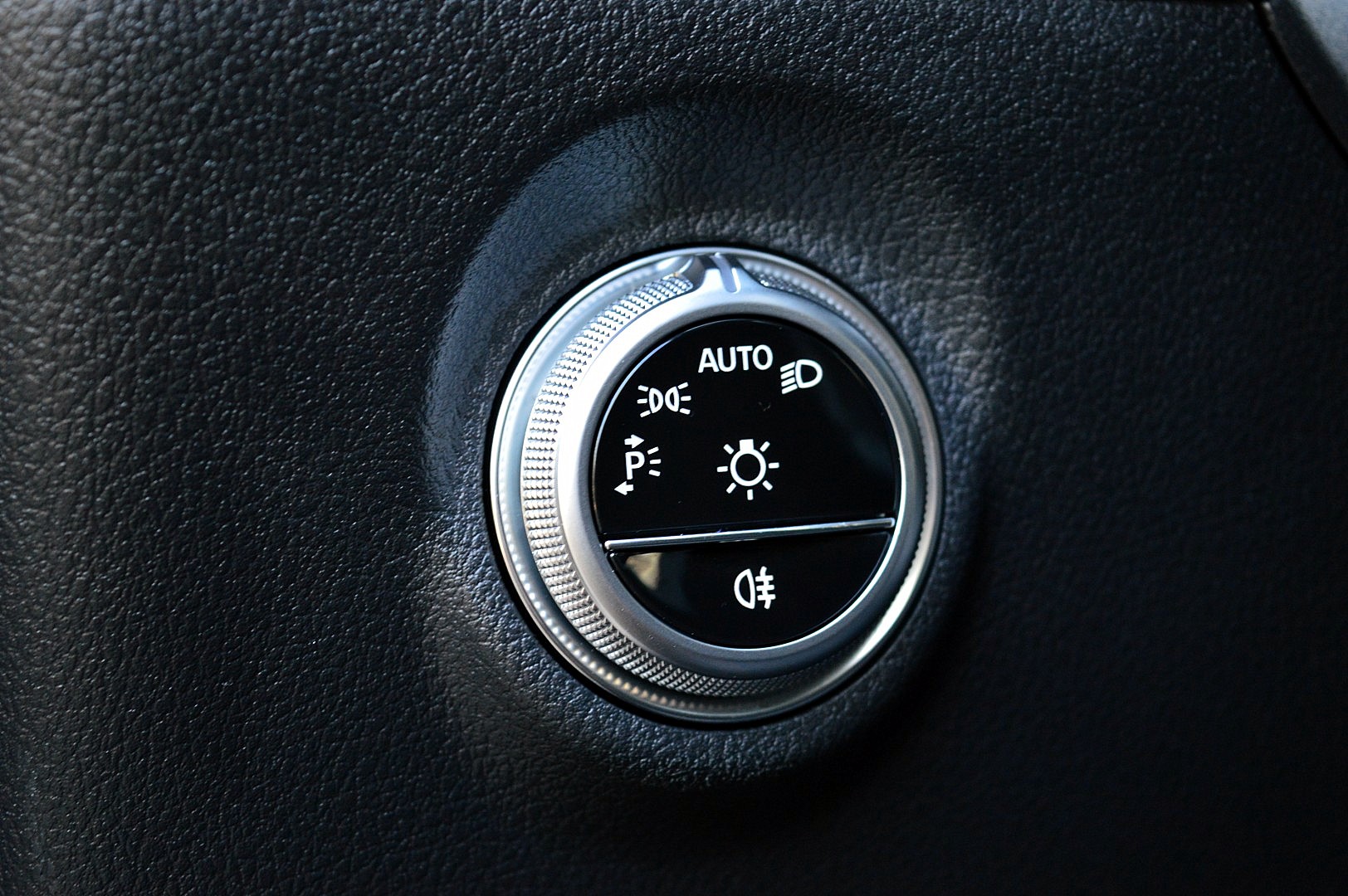 Foto van Mercedes-Benz C 300 E