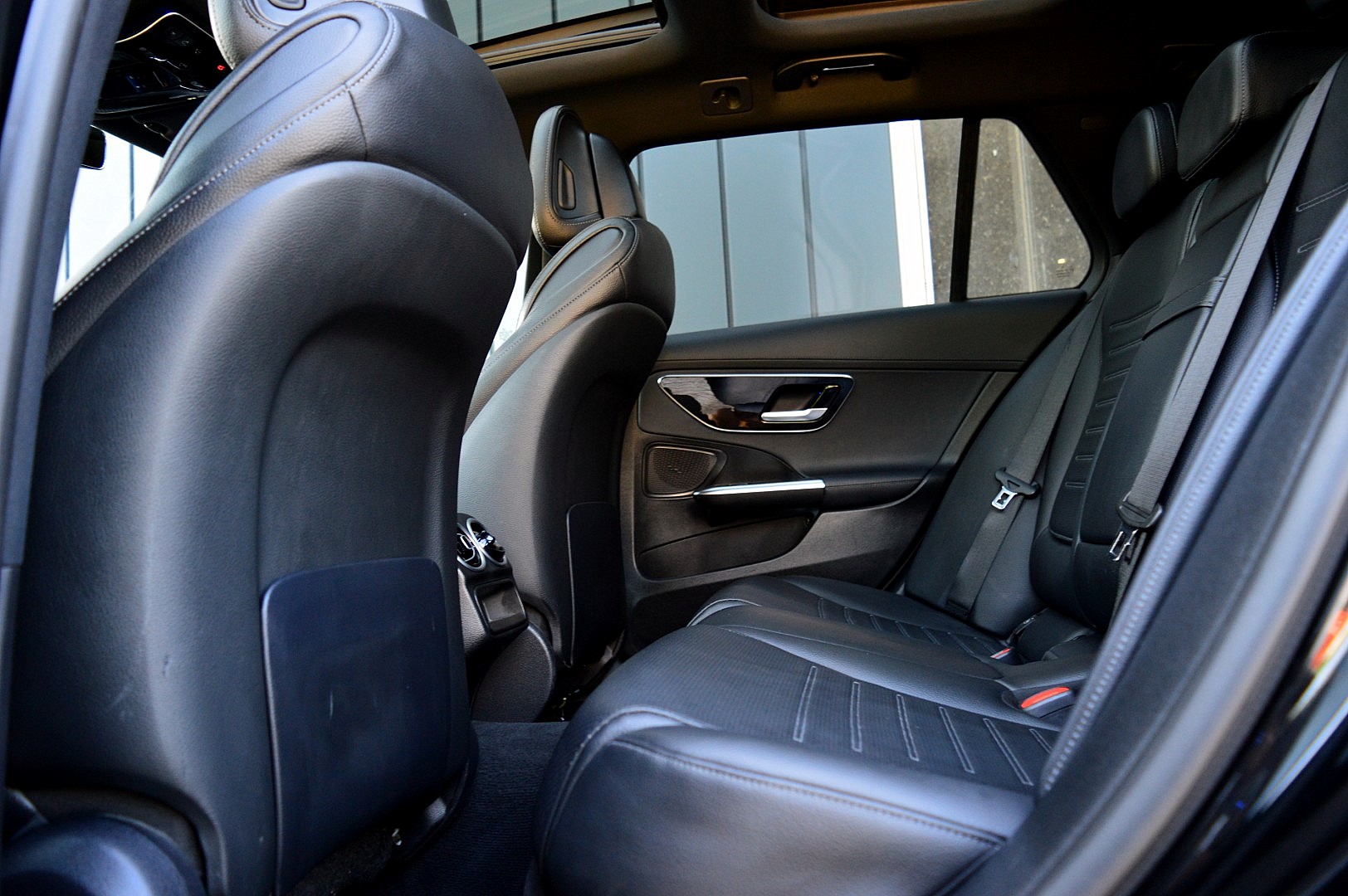 Foto van Mercedes-Benz C 300 E