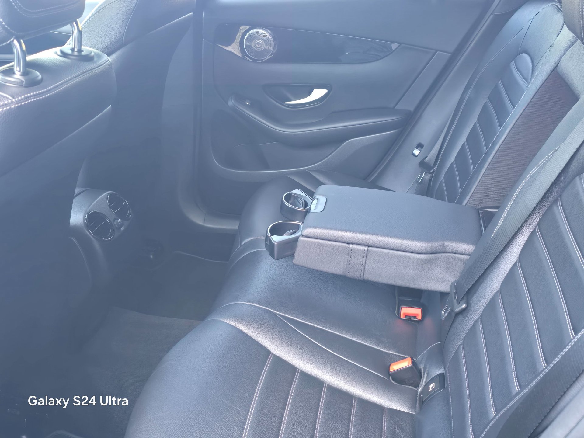 Foto van Mercedes-Benz GLC 350 E 4Matic